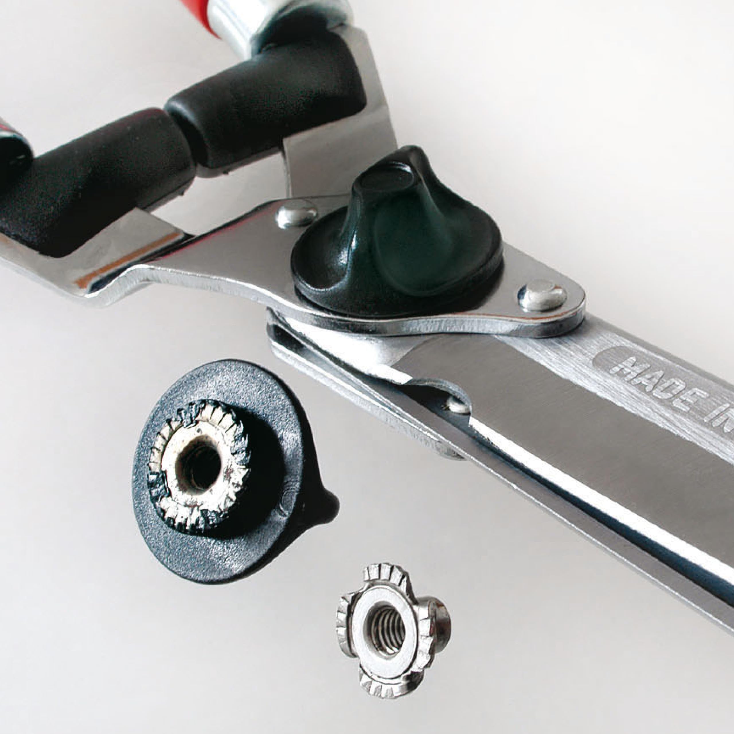 Berger 4590 Cisaille à haie Confort 540 mm ondulées, Argent/Rouge