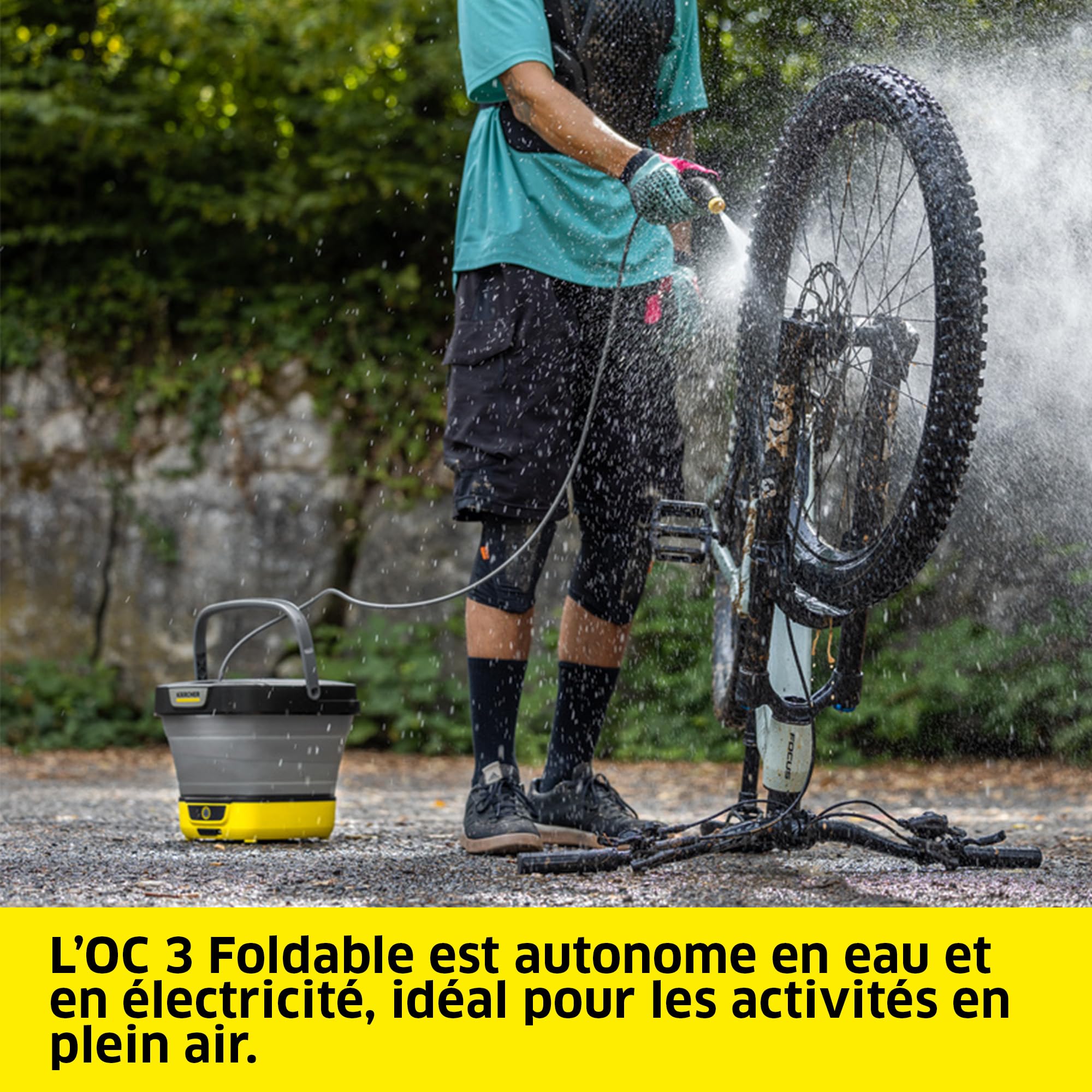 Nettoyeur extérieur Mobile Kärcher OC 3 Pliable, Débit : 2 l/Min, Réservoir d'eau Pliable, Poids : 2,2 kg, Réservoir d'eau : 8 l, Batterie Lithium-ION