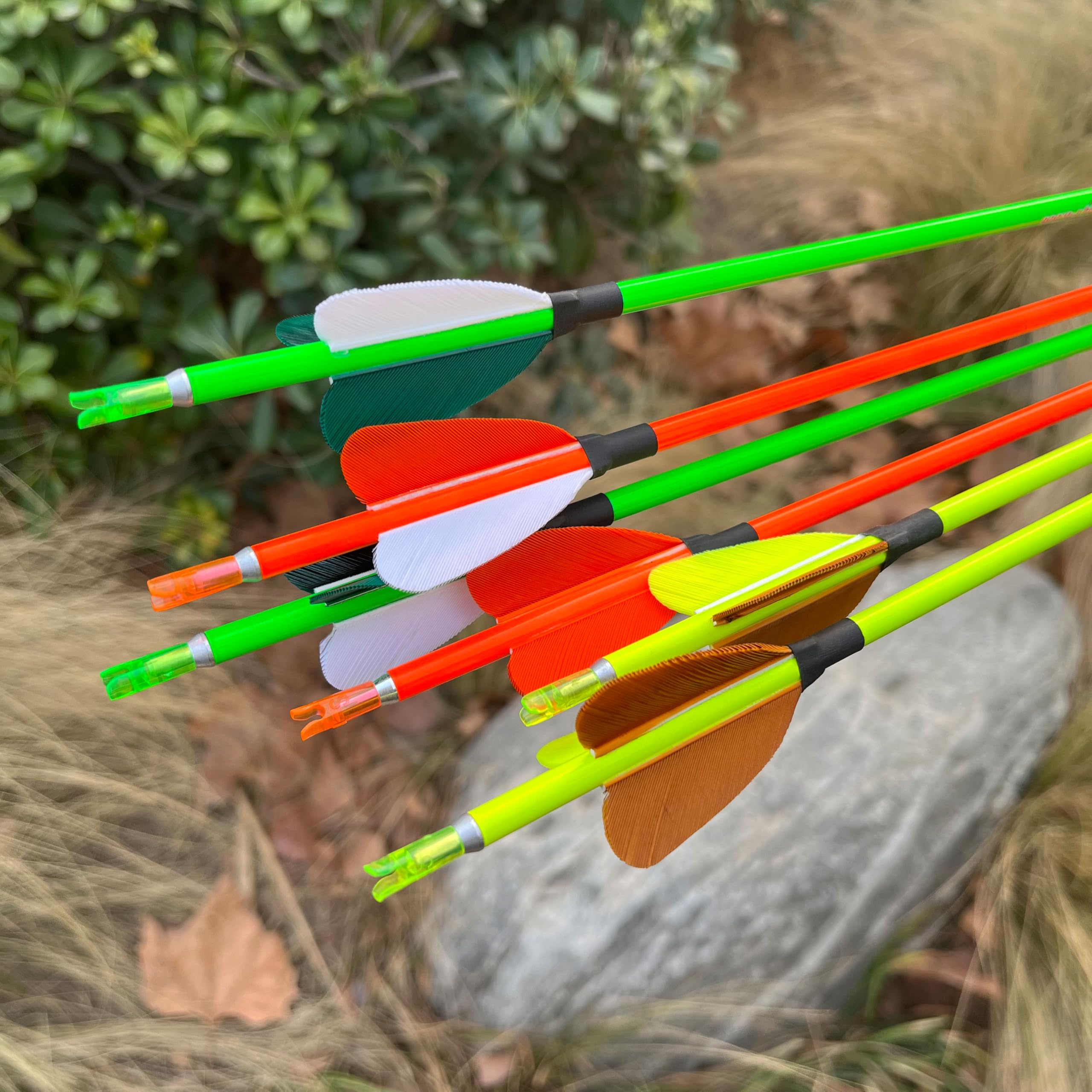 32-Zoll-Pfeile aus reinem Carbon für die Jagd, Genauigkeit ID 4,2 mm, Spine 400/500/600/700/800/900/1000 für das Training mit Compound-/Recurvebögen (6 Stück, 2 Braun 1 Gelb, Spine 1000)