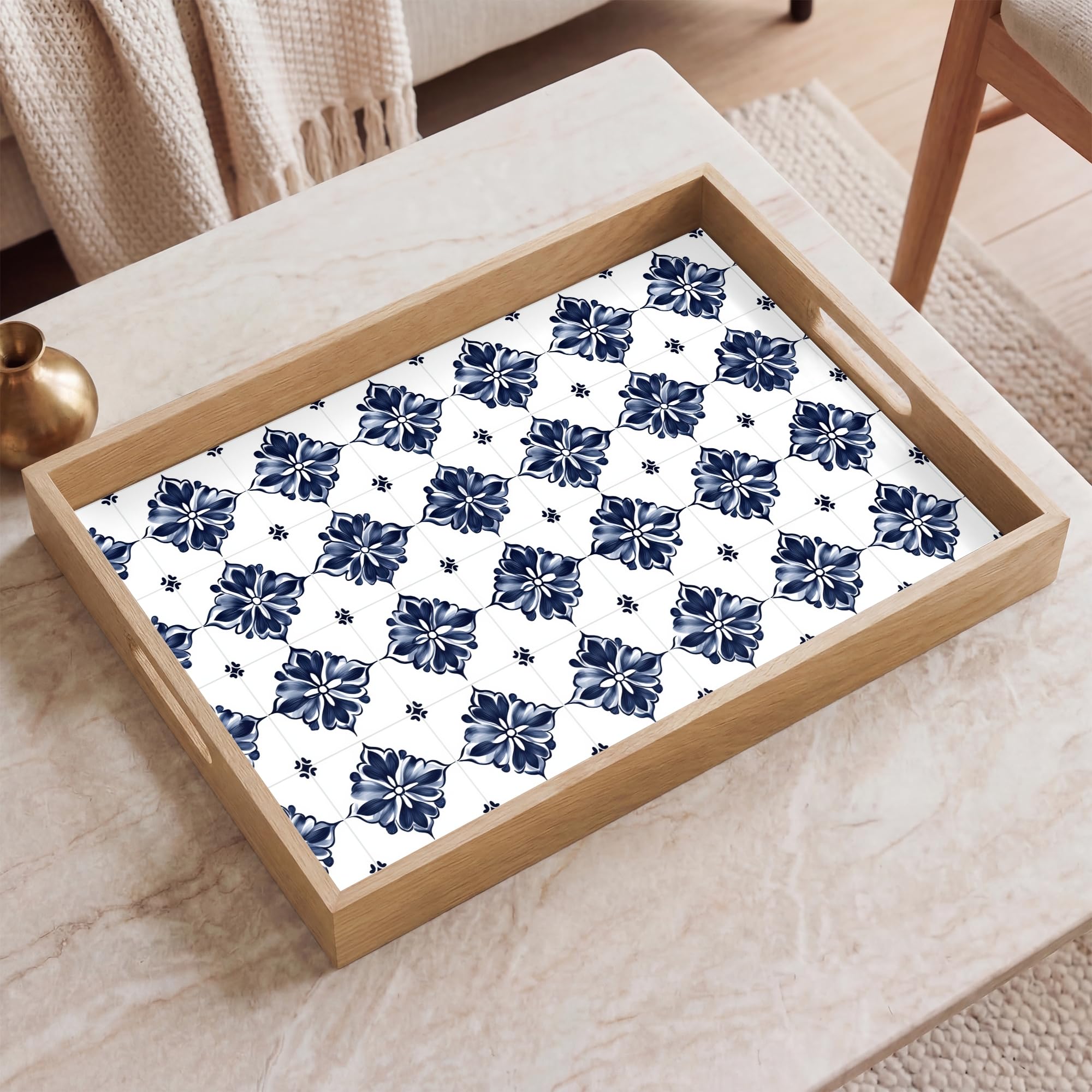 Serviertablett Rechteckig 50x35 cm Servierplatte Eiche Holz Tablett Mit Henkel Tray Kratzfest Kaffeetablett Tabletts Teetablett Kachelmotiv - Blau - Weiß - Blume