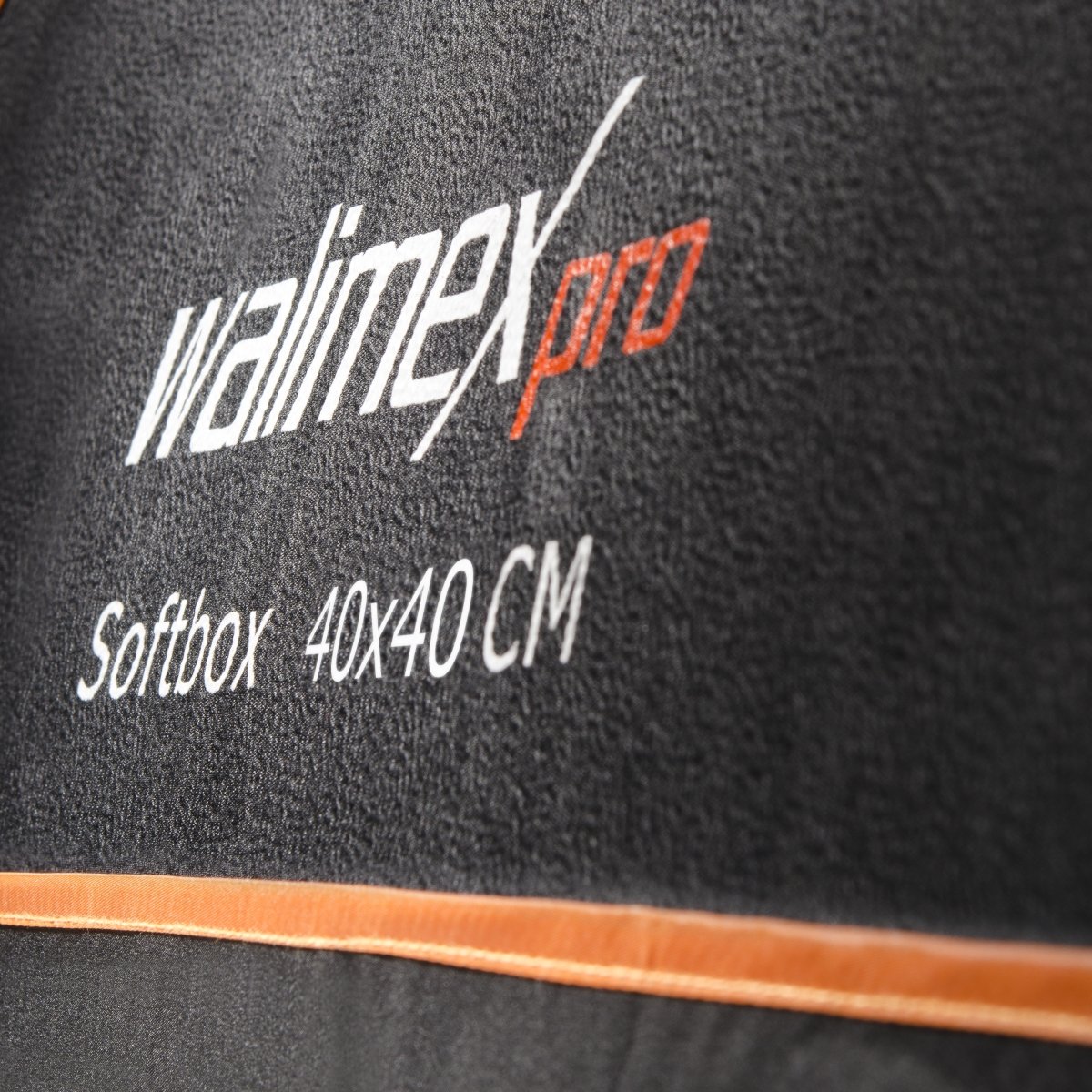 Walimex Pro Softbox Boîte à lumière pour Multiblitz P 40 x 40 cm Orange Line