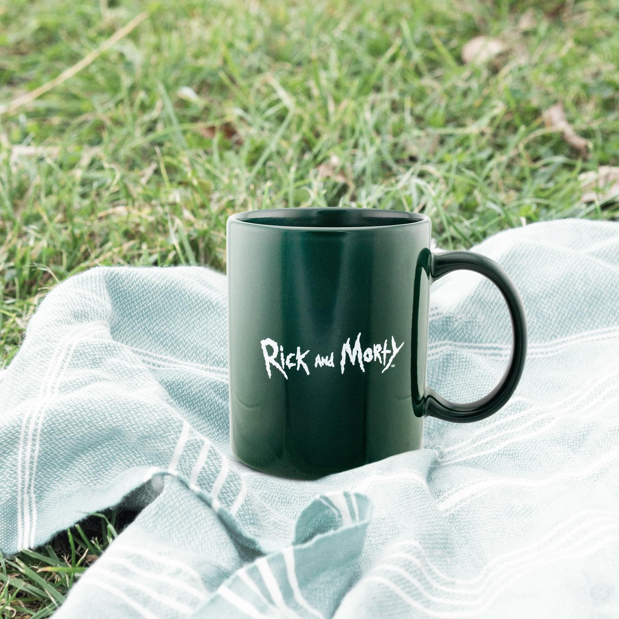 Amazon.com: Just Funky Rick and Morty Pickle Rick 20 Ounce Coffee