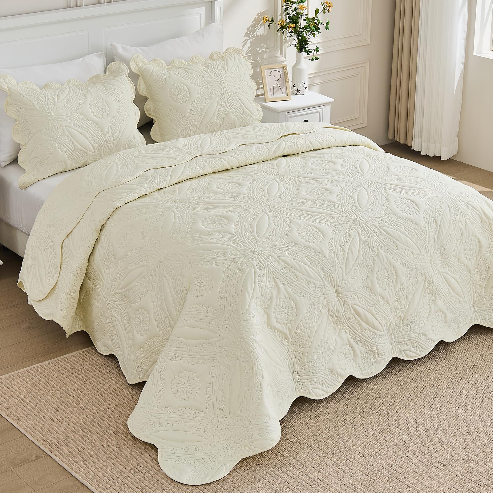 Kingnex Oversized King Bedspreads 128x120 Ultrasonic Quilted Cream