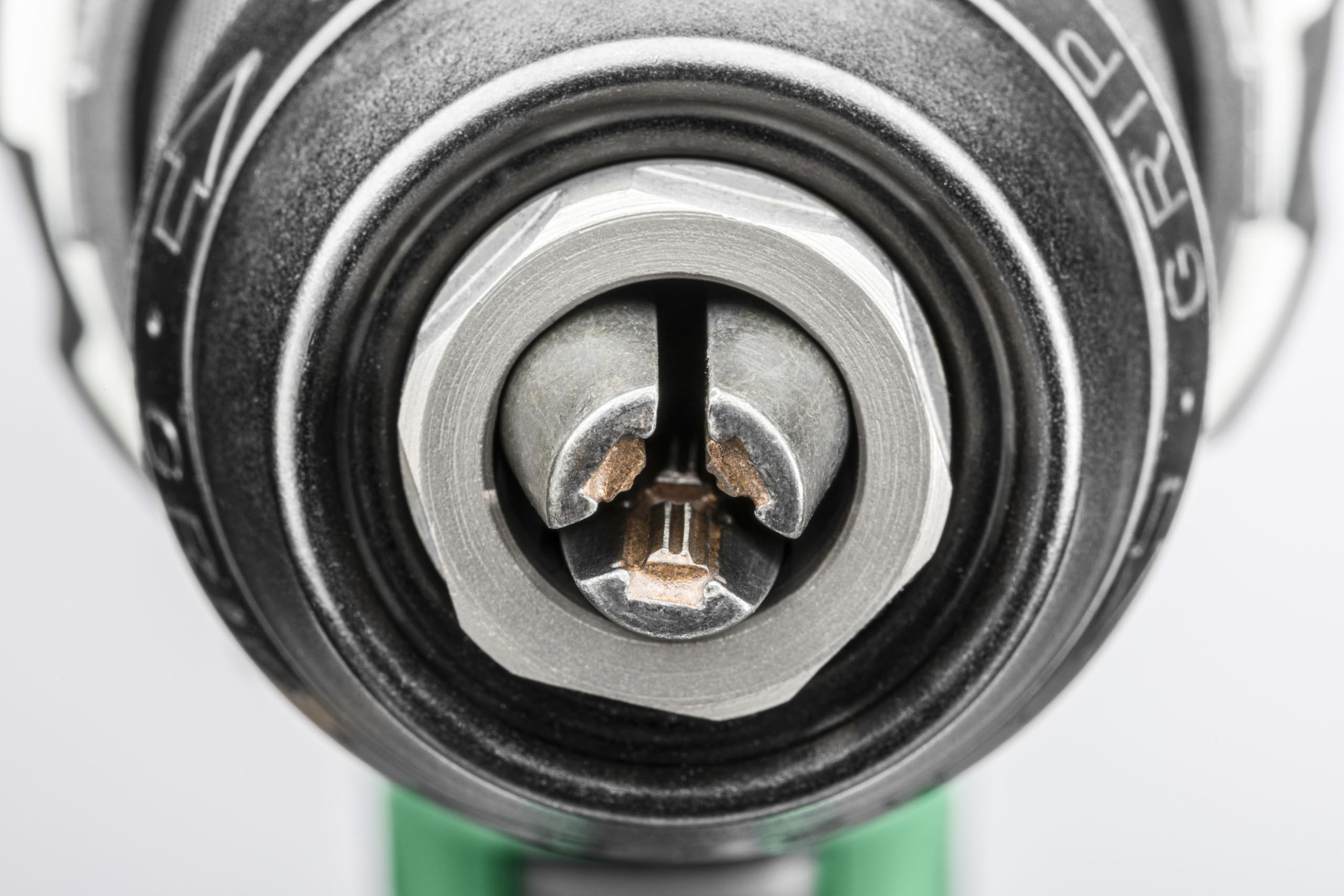 HiKOKI Trapano Avvitatore a Batteria - 36 V - 155 Nm Coppia, Motore Brushless, Tecnologia RFC, Luce LED, Mandrino Autoserrante, Corpo in Alluminio - Incluso Maniglia Aggiuntiva & Valigetta