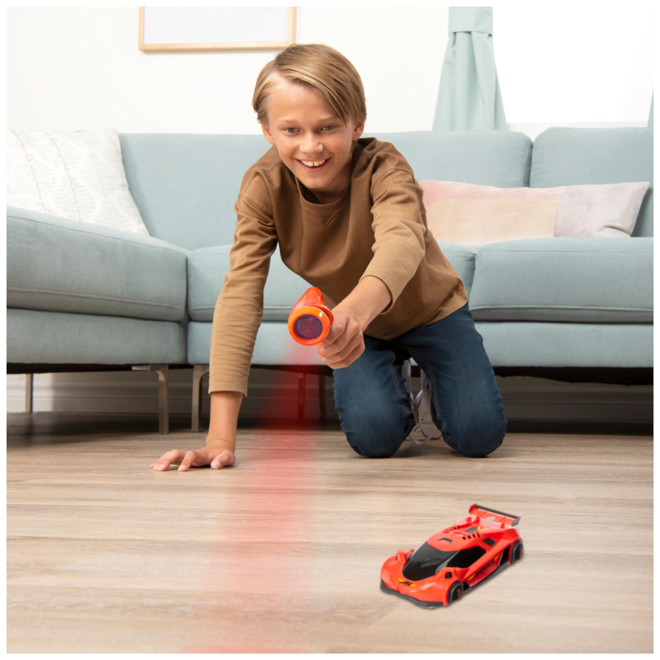 AIR HOGS, ZERO LASER GRAVITY, Auto da Corsa Sulle Pareti Laser-Comandata, Rossa