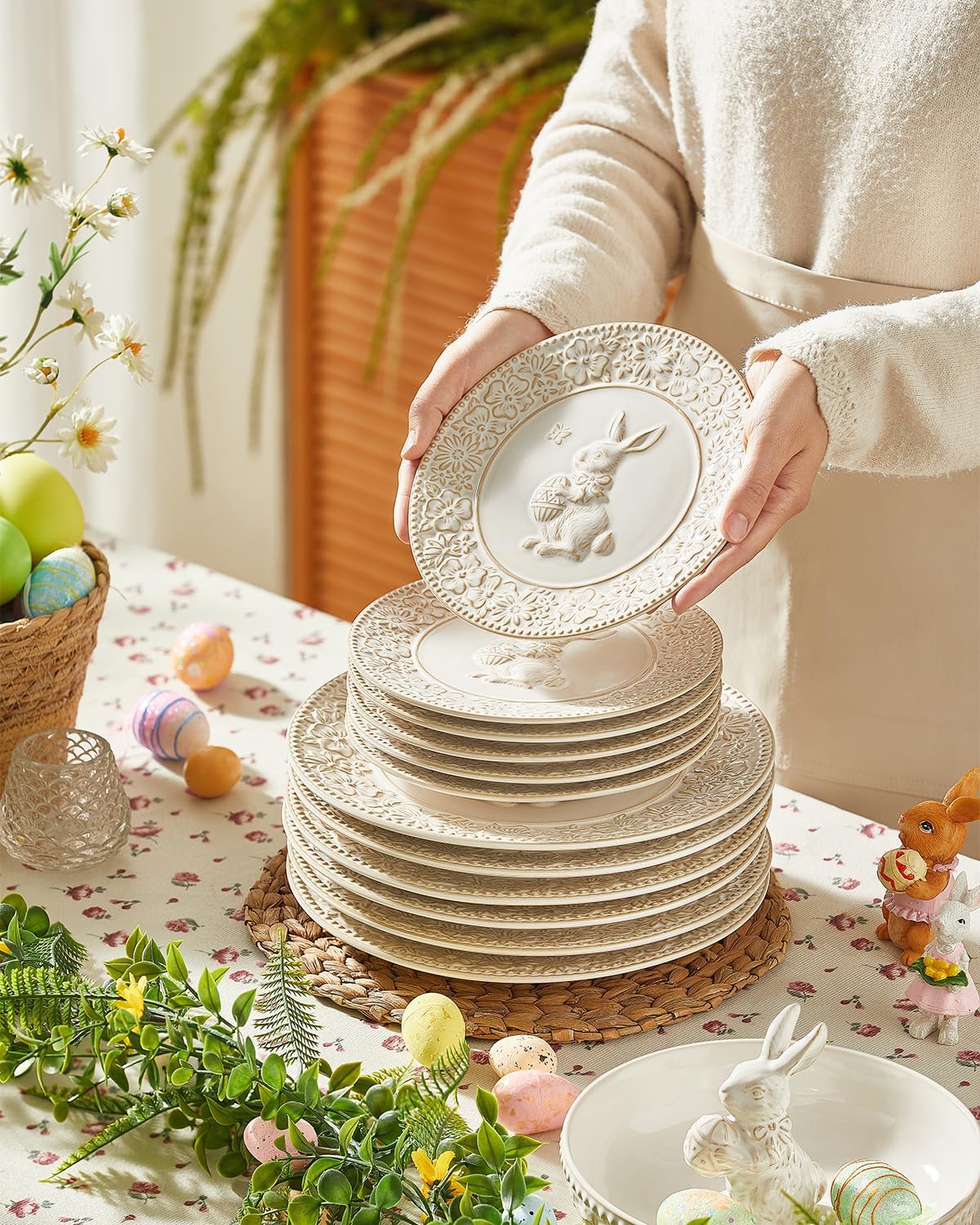 Easter Salad Plates, 8 Inch Ceramic Bunny Plate Set, Floral Dessert Dishes, Small Dinner Plates, Dishwasher & Microwave Safe, Set of 6, Cream White
