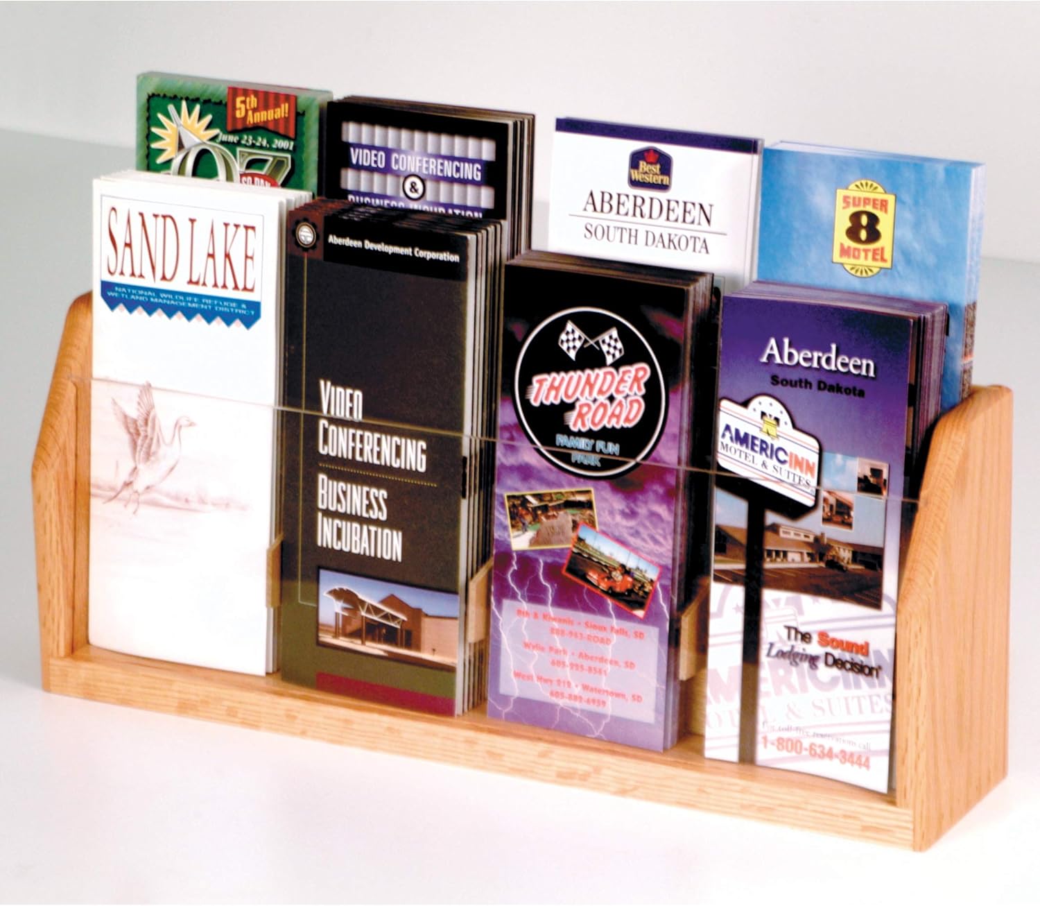 Wooden Mallet 8-Pocket Countertop Brochure Display, Medium Oak : Home & Kitchen