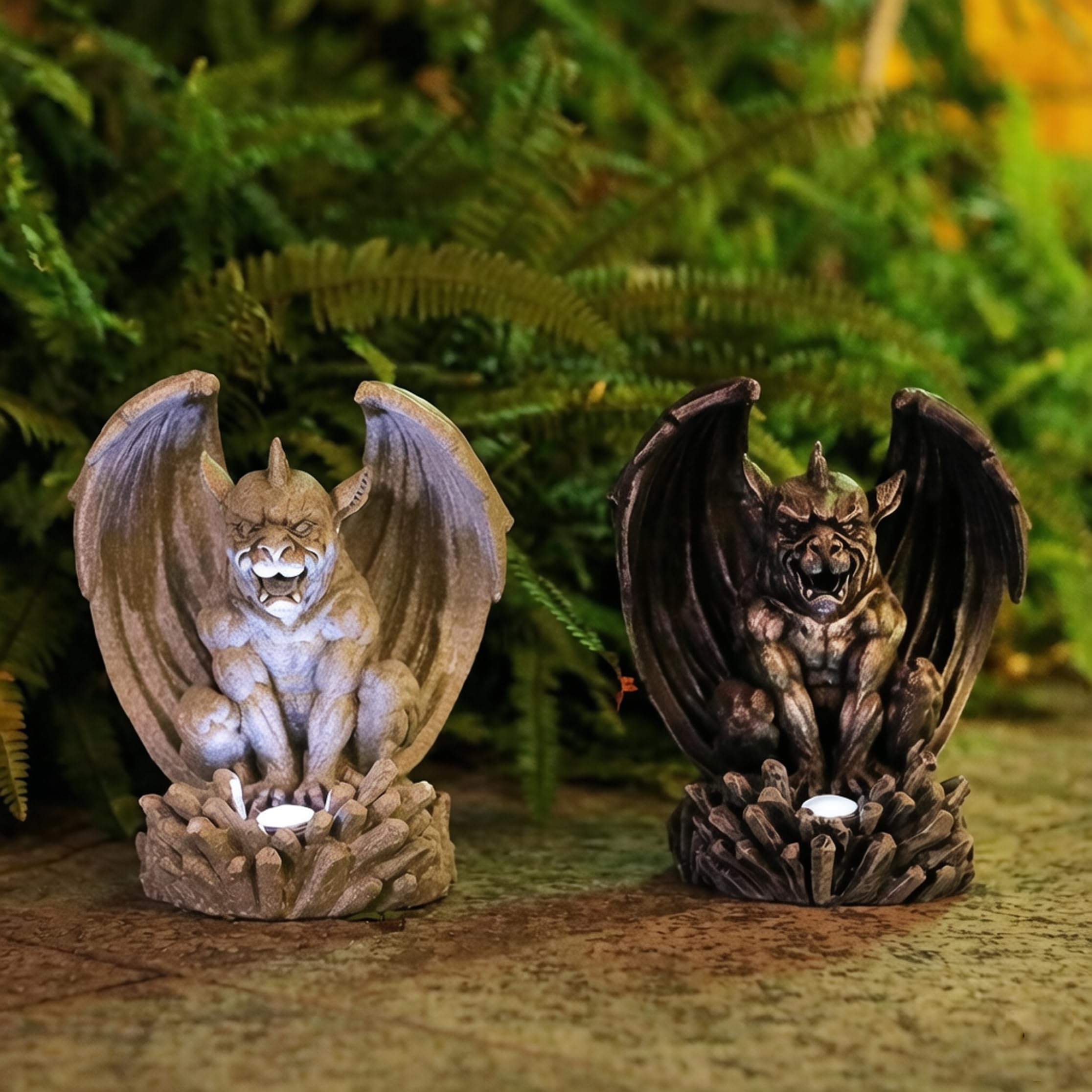 Luci per statuette Gargoyle, confezione da 2 statue per esterni di Halloween ad energia solare