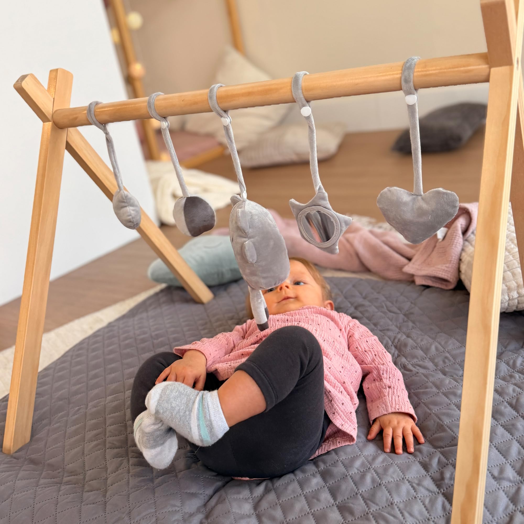 roba Baby-Spielbogen nach Montessori - Baby Gym & Activity Center aus Holz - Spieltrapez ab 3 Monaten zum Anhängen von Spielsets - Natur