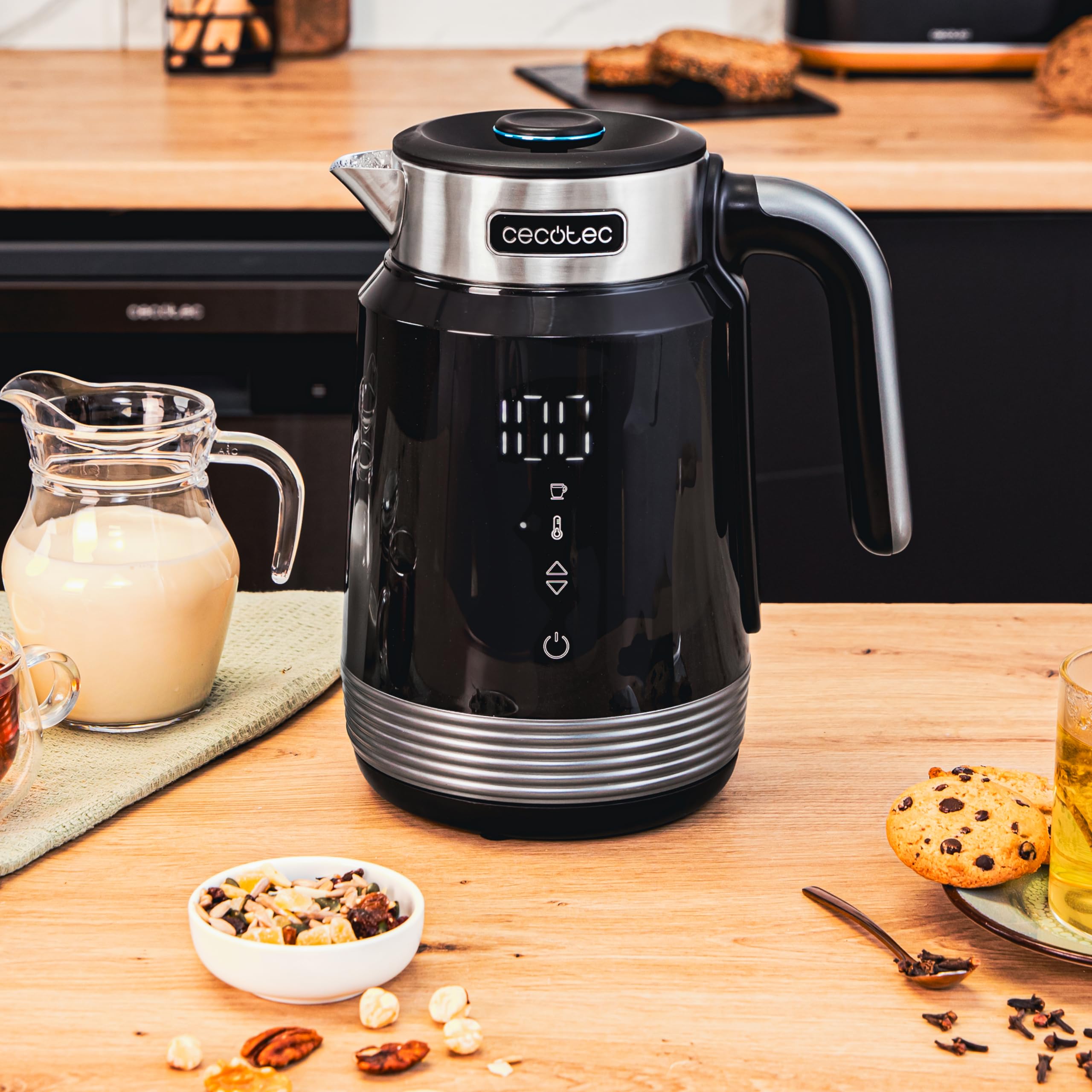 Cecotec Hervidor De Agua de 1,7L Eléctrico ThermoSense 600 Touch Black. 2200W, Libre De BPA, Acero Inoxidable y Plástico de máxima Calidad, Luz led y Luz de Funcionamiento, Base de 360º