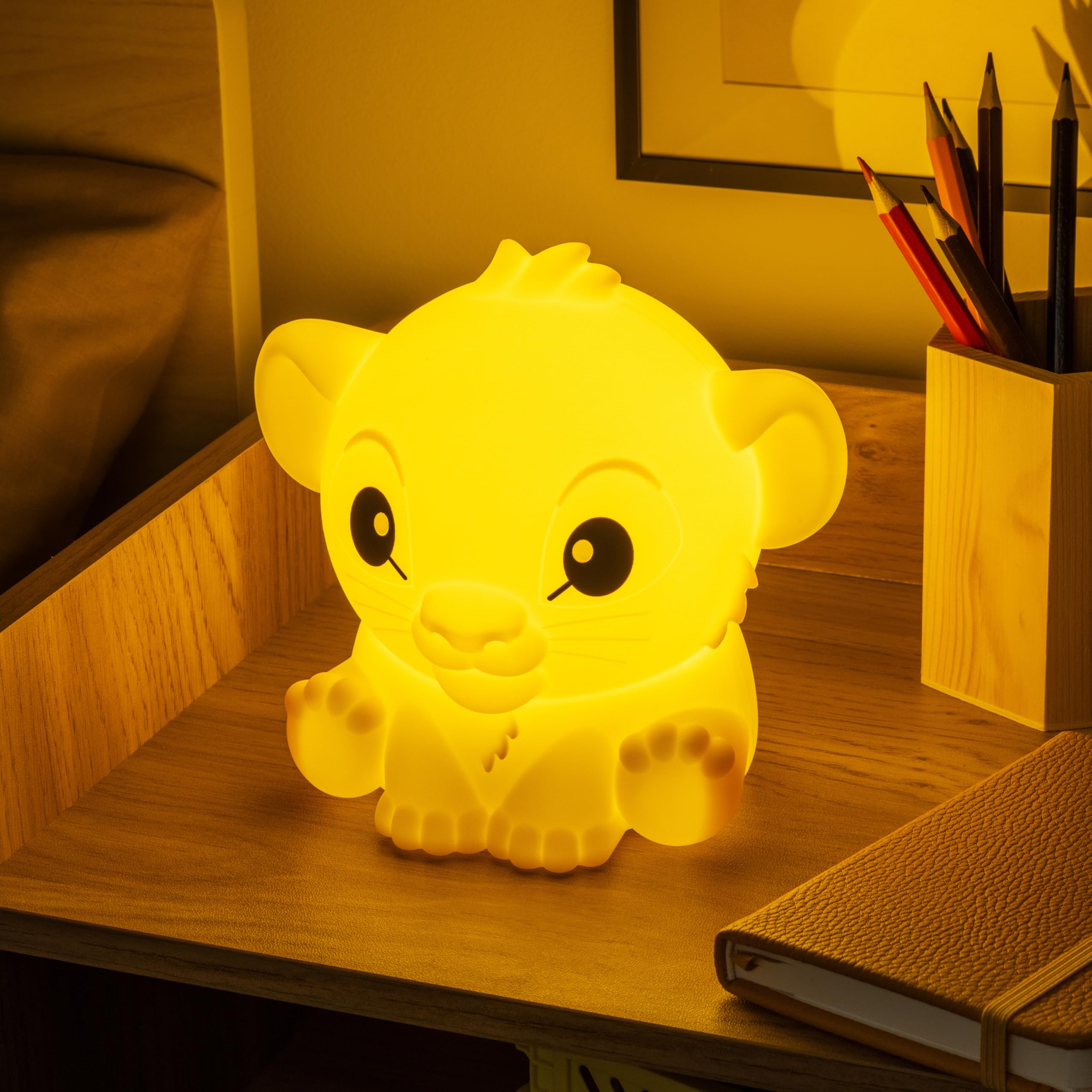 Paladone The Lion King Simba SquishyGlo Silicone Light, Officially Licensed Disney Lamp for Kids & Teens - Image 3
