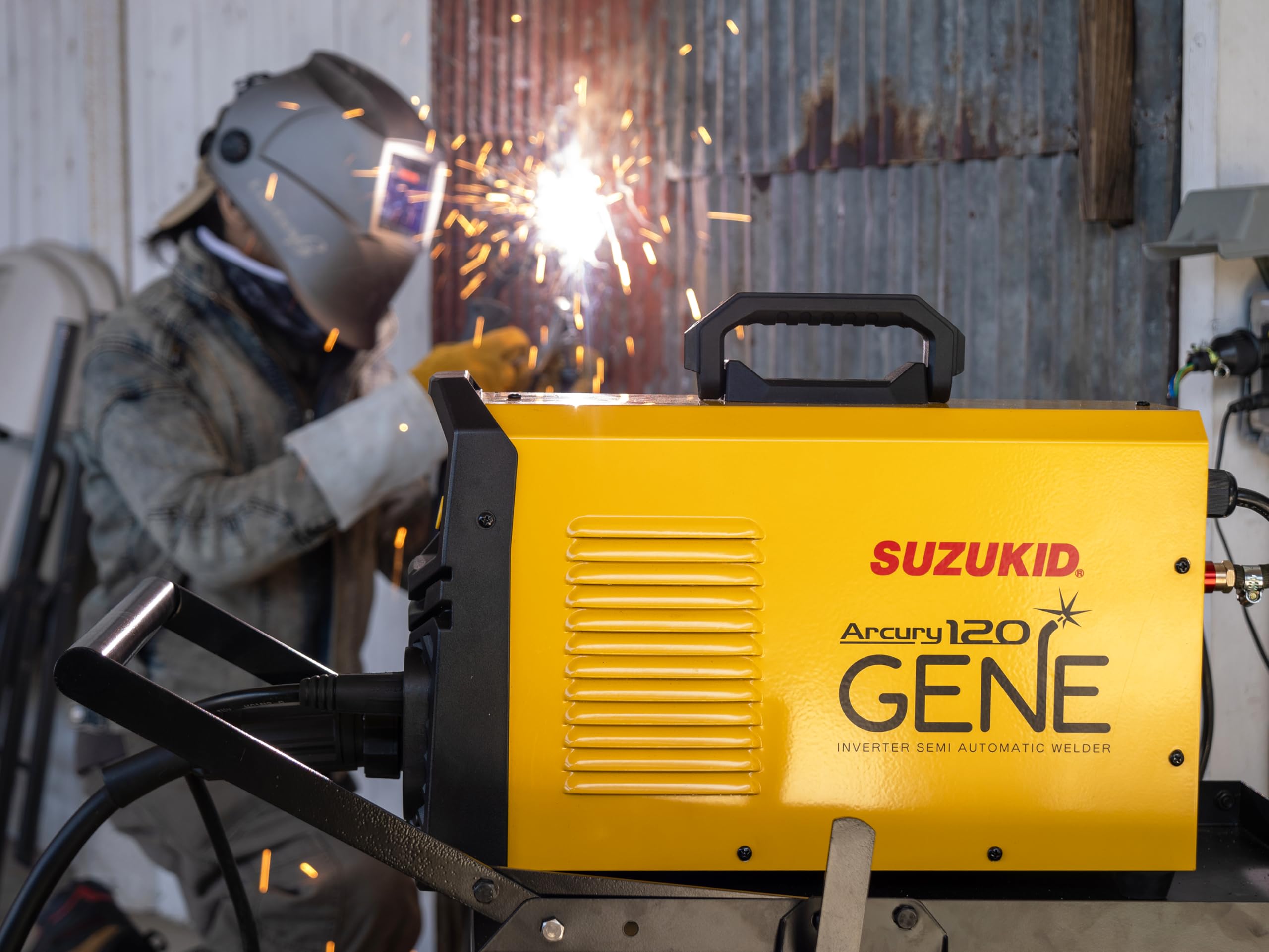 Amazon | SUZUKID 半自動溶接機&液晶式自動遮光溶接面 アーキュリー120