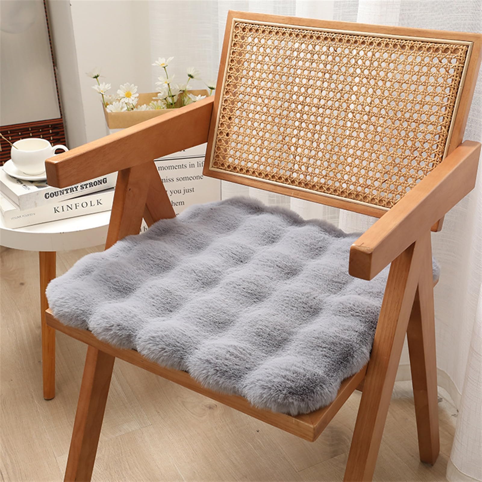 Coussins de chaises doux pour soulager les assises dures du salon