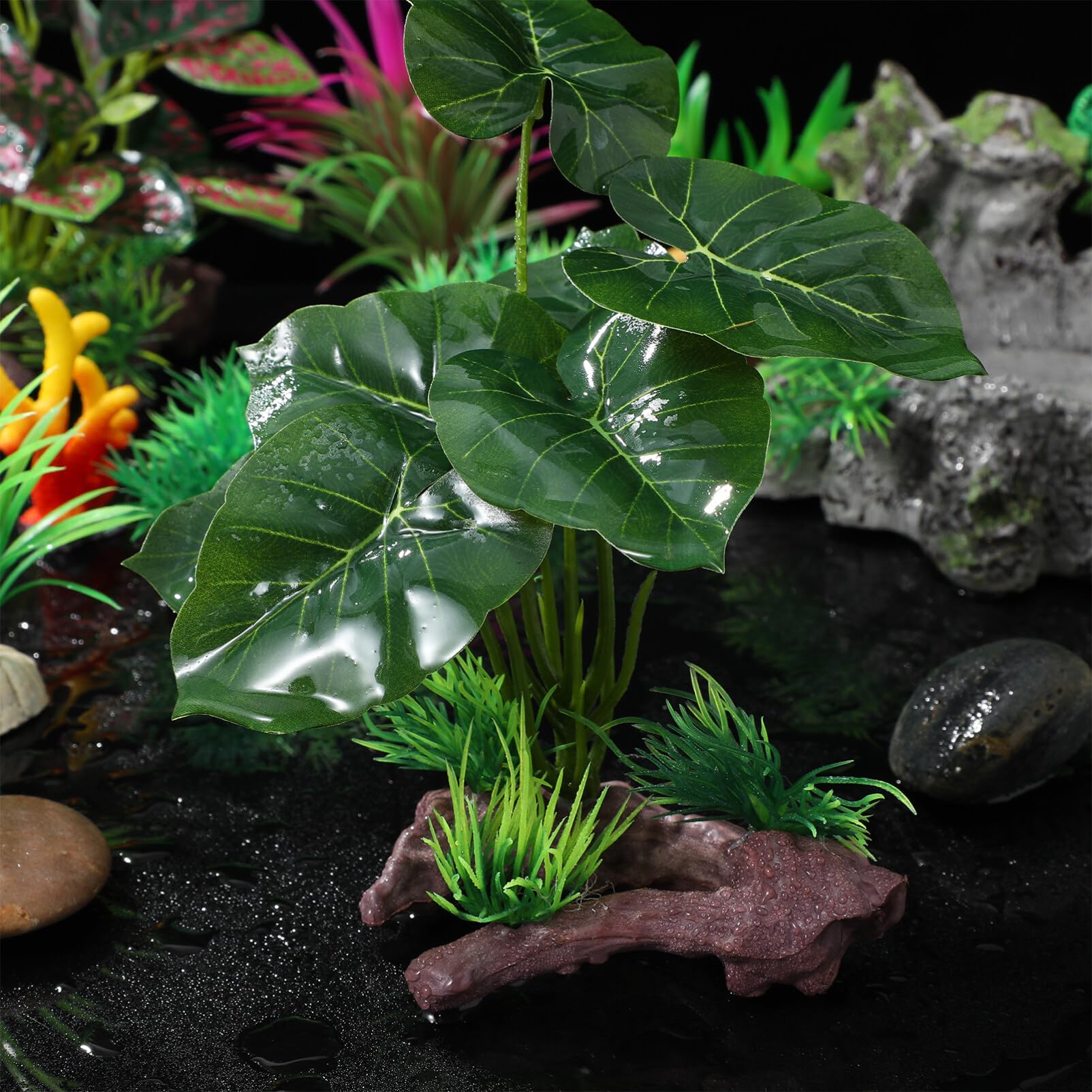 Toddmomy Artificial Aquarium Plants 2 Pack Realistic Plastic Fish Tank Decorations Underwater Aquarium Plants for Fish Hideout Durable and Easy Maintenance - Image 3