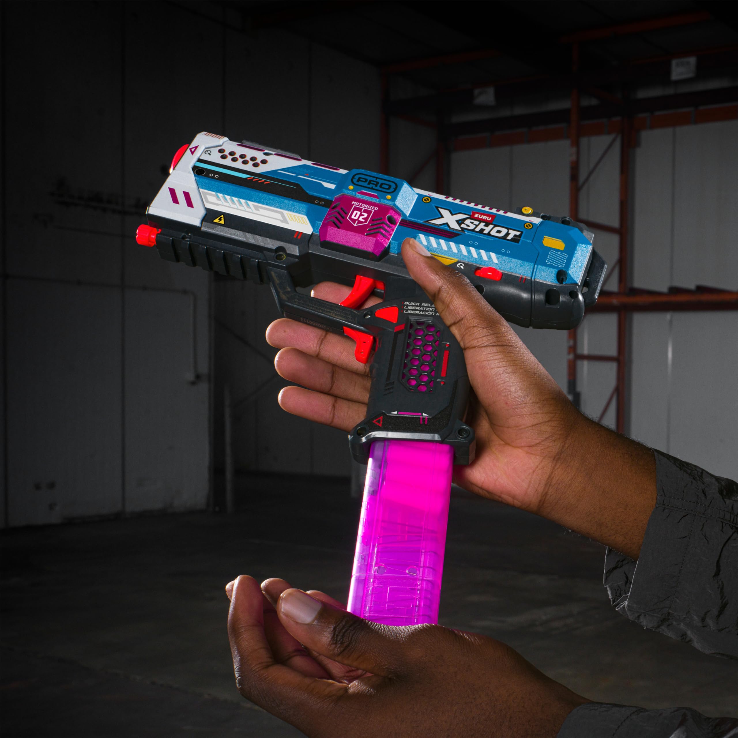 XSHOT SKINS Serie Pro Motorized Thrasher di ZURU – Blaster a dardi di gommapiuma con 30 Dardi Air Pocket Technology, plastica alimentato a batteria per gioco all'aperto, per bambini, 14 anni