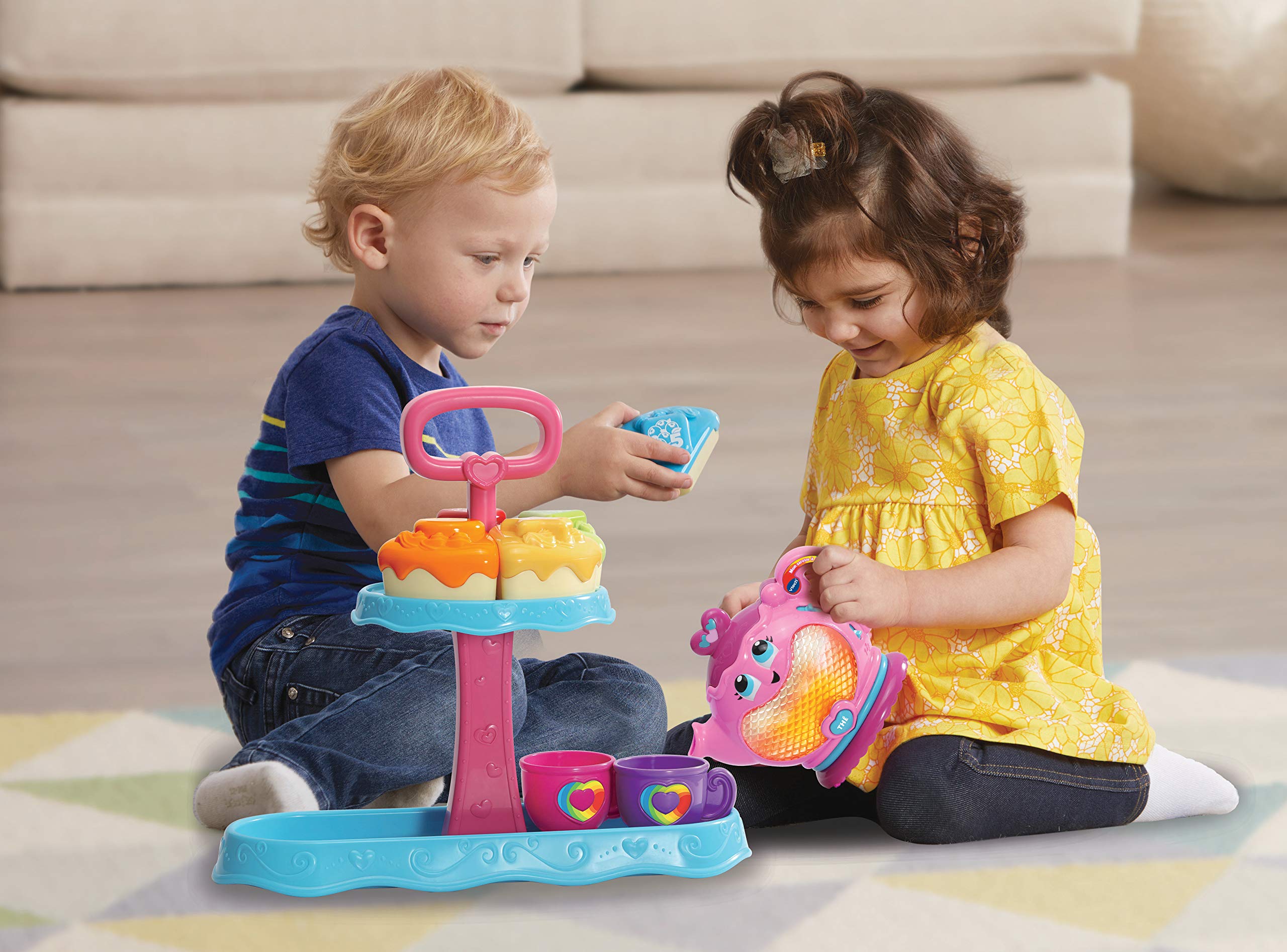 VTech - Mon Service à Thé Magique, Théière Musicale et Lumineuse, Cuisine Enfant, Dinette Interactive, 9 Pièces et Accessoires de Jeu, Cadeau Enfant de 1 an à 4 Ans - Contenu en Français