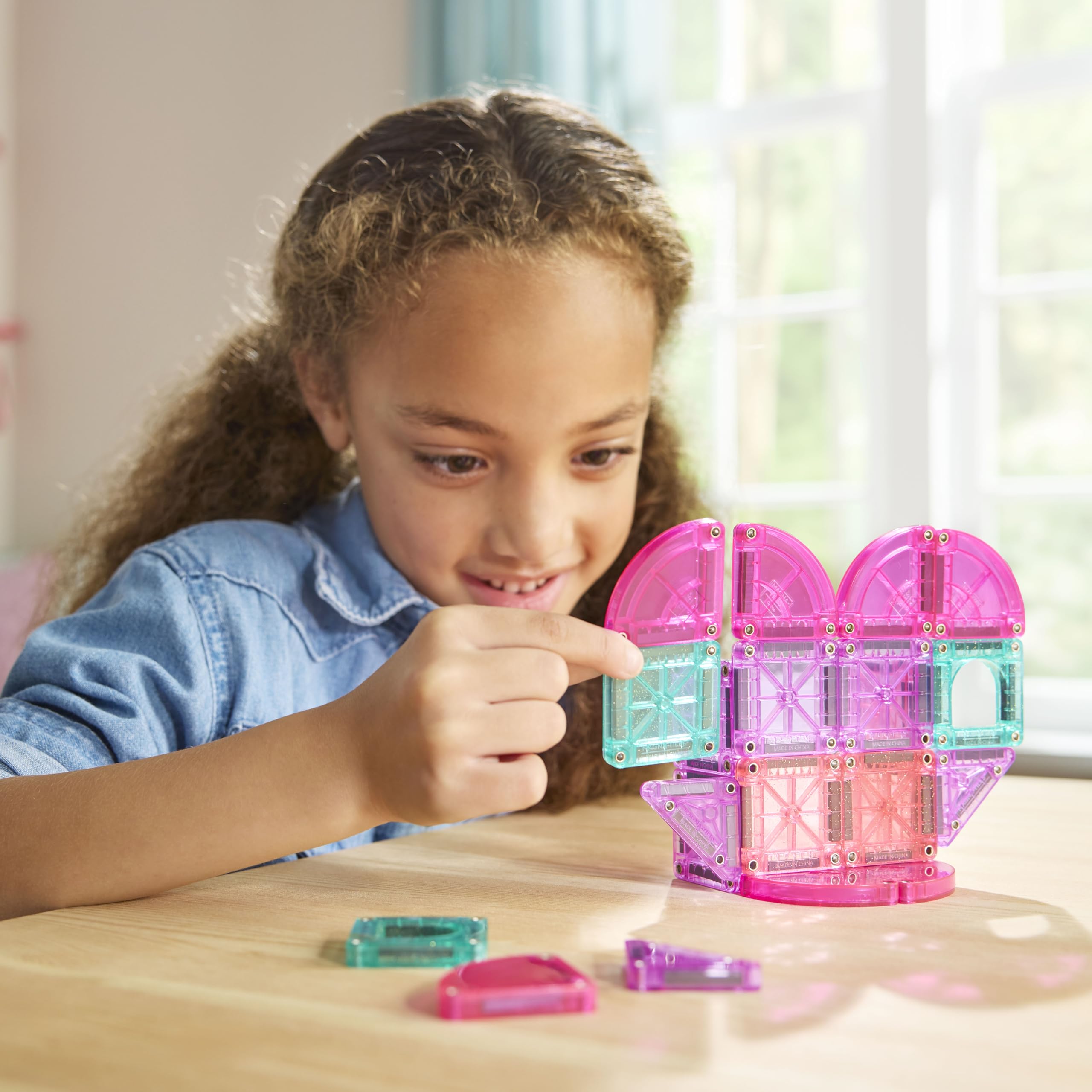 MAGNA-TILES microMAGS 26-Piece Heart to Heart Travel Set, The Original Magnetic Building Brand