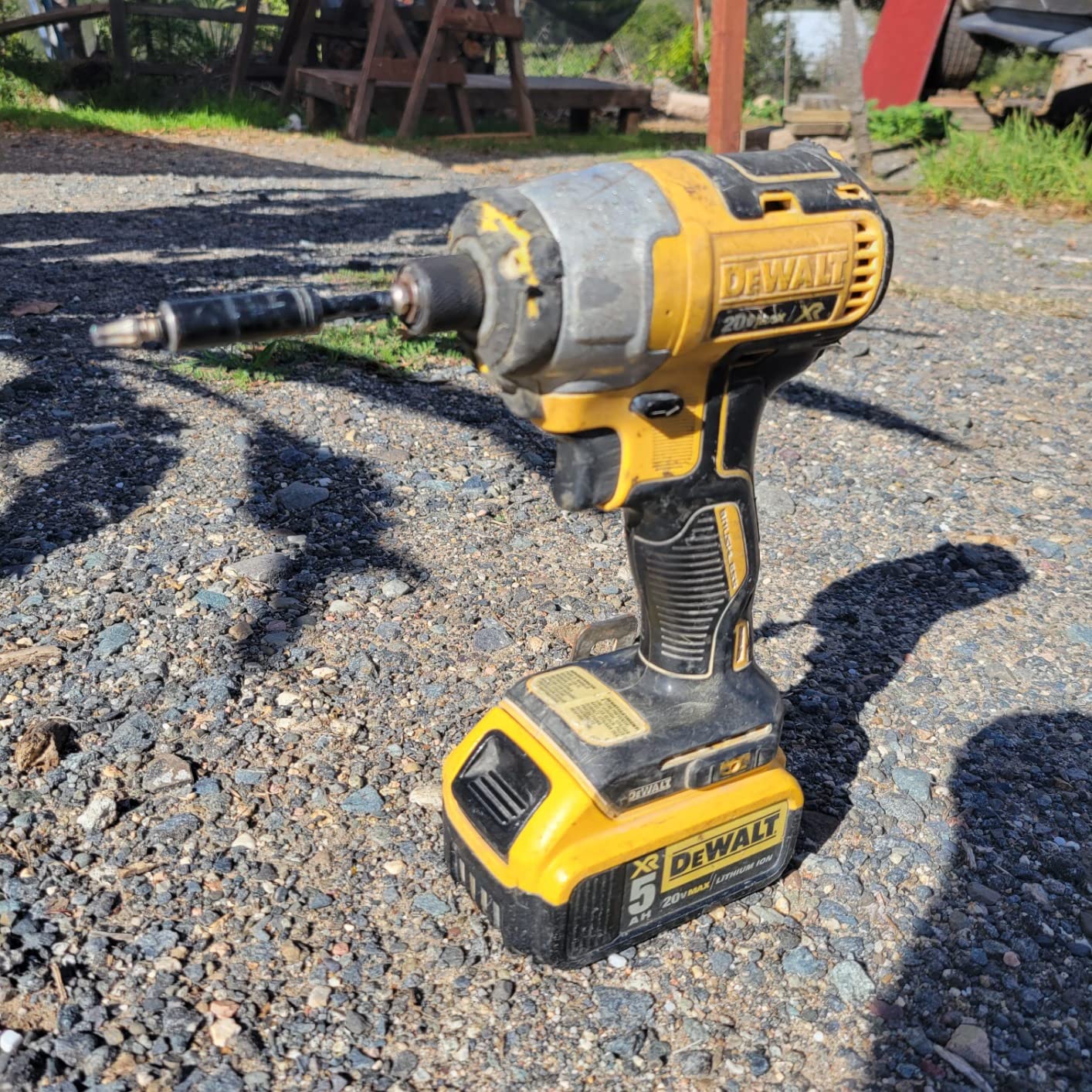 DEWALT 20V MAX Lithium-Ion 5.0 AH Battery (2-Pack) photo review