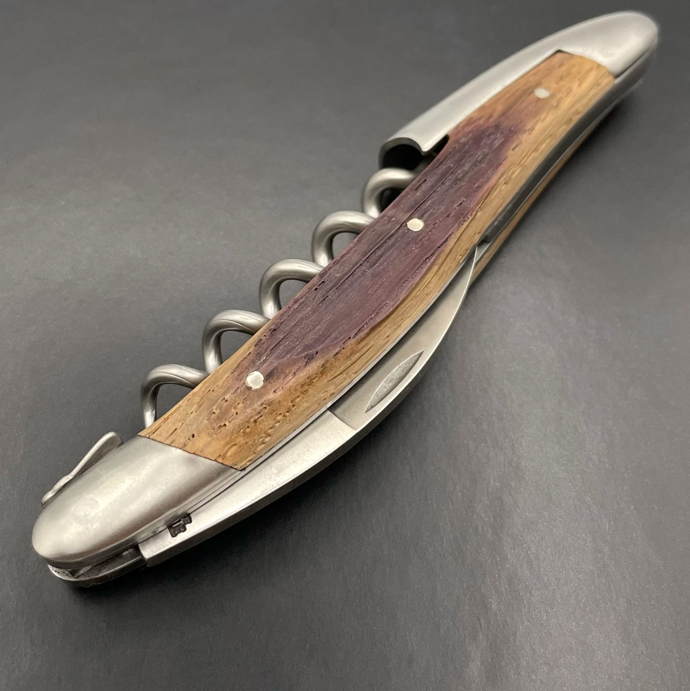 Forge de Laguiole Sommelier Fasseiche Matt, handgefertiges Kellnermesser weiches Lederetui + Poliertuch