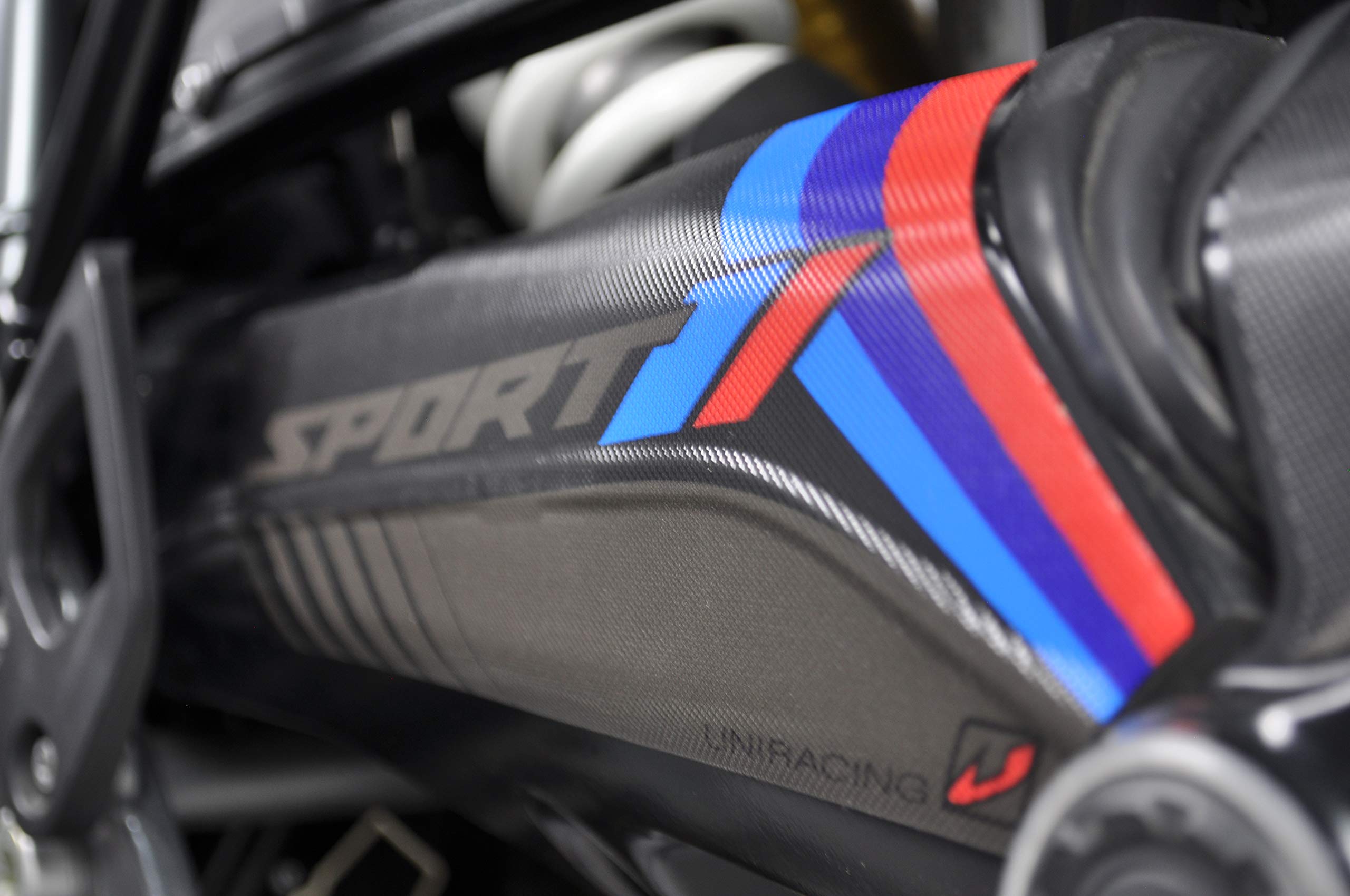 Carbon Optik Folie für die Ventildeckel der BMW R1200R LC | Schutz & Optik | R1200R LC, R1250R