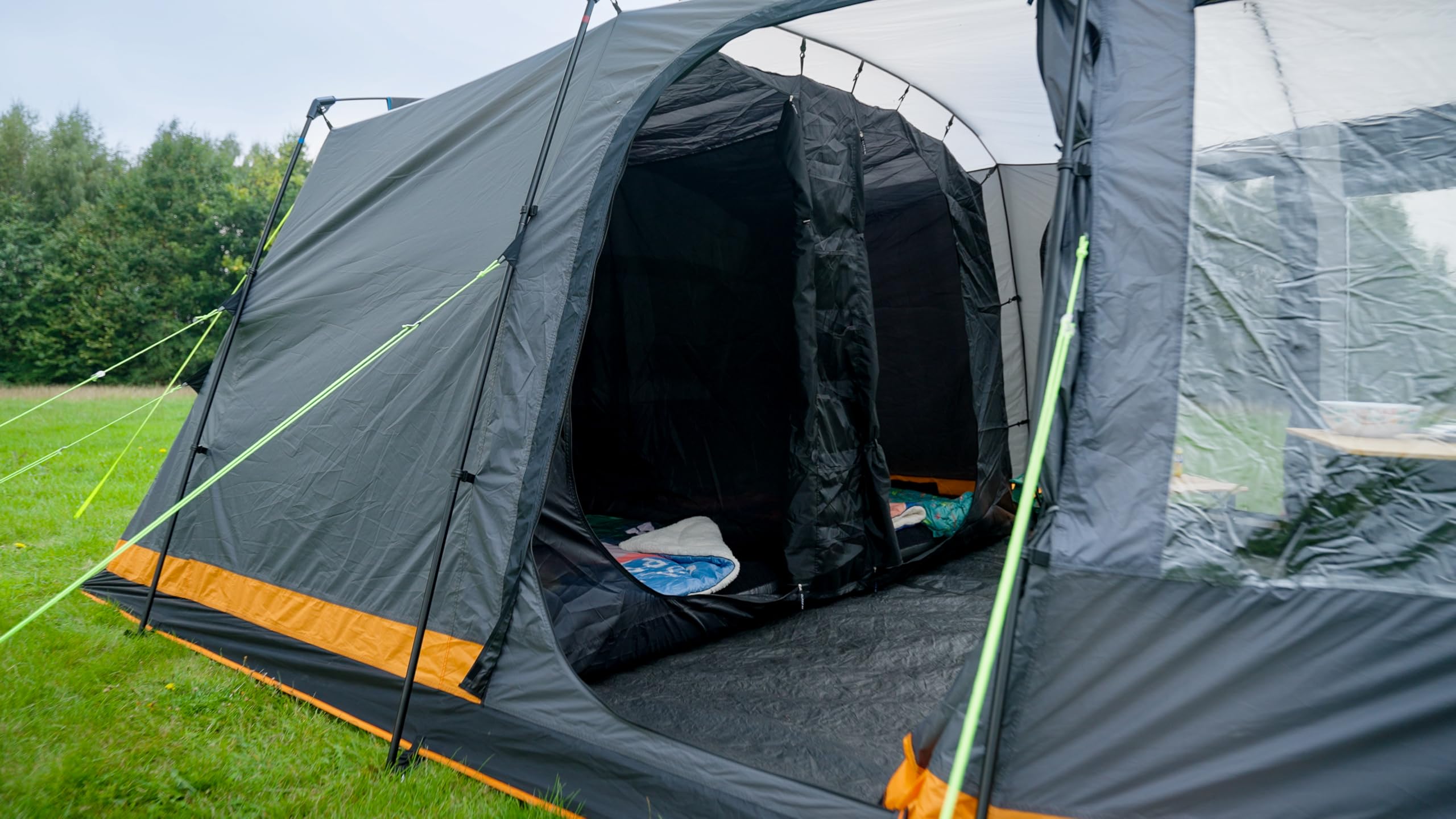 OLPRO Outdoor Leisure Products Kinver 5.0 - Tenda a tunnel con 5000 mm di altezza e protezione dai raggi UV, materiale di riproduzione, per famiglie e grandi gruppi, pali in fibra di vetro, rete