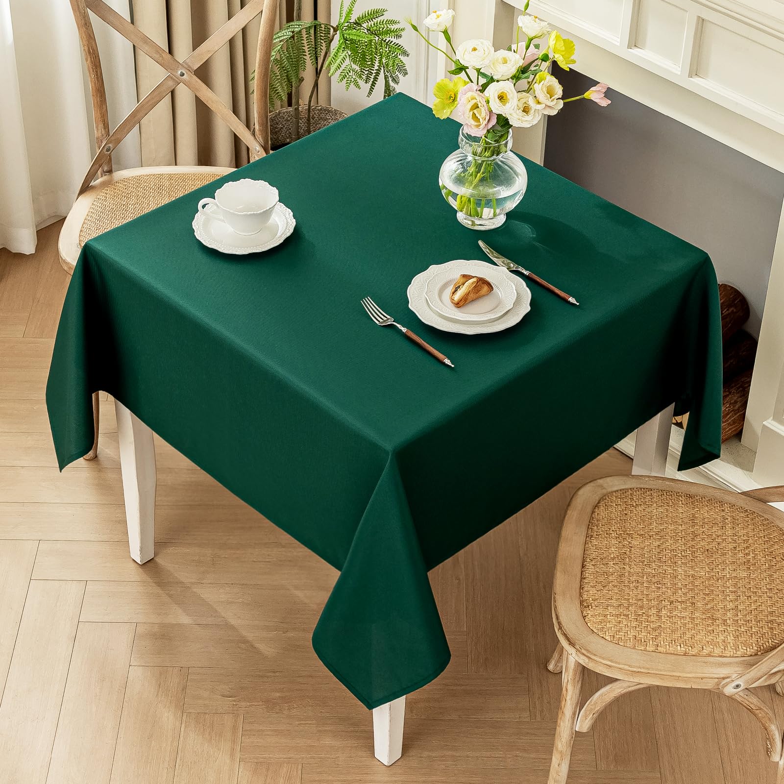Moonooda Tischdecke, Tischdecken Abwaschbar 180g/㎡ Tischtuch aus Polyester Wasserabweisend mit Lotuseffekt, Dauerhaft Kratzfest für Wohnzimmer, Esszimmer, Balkon, Garten