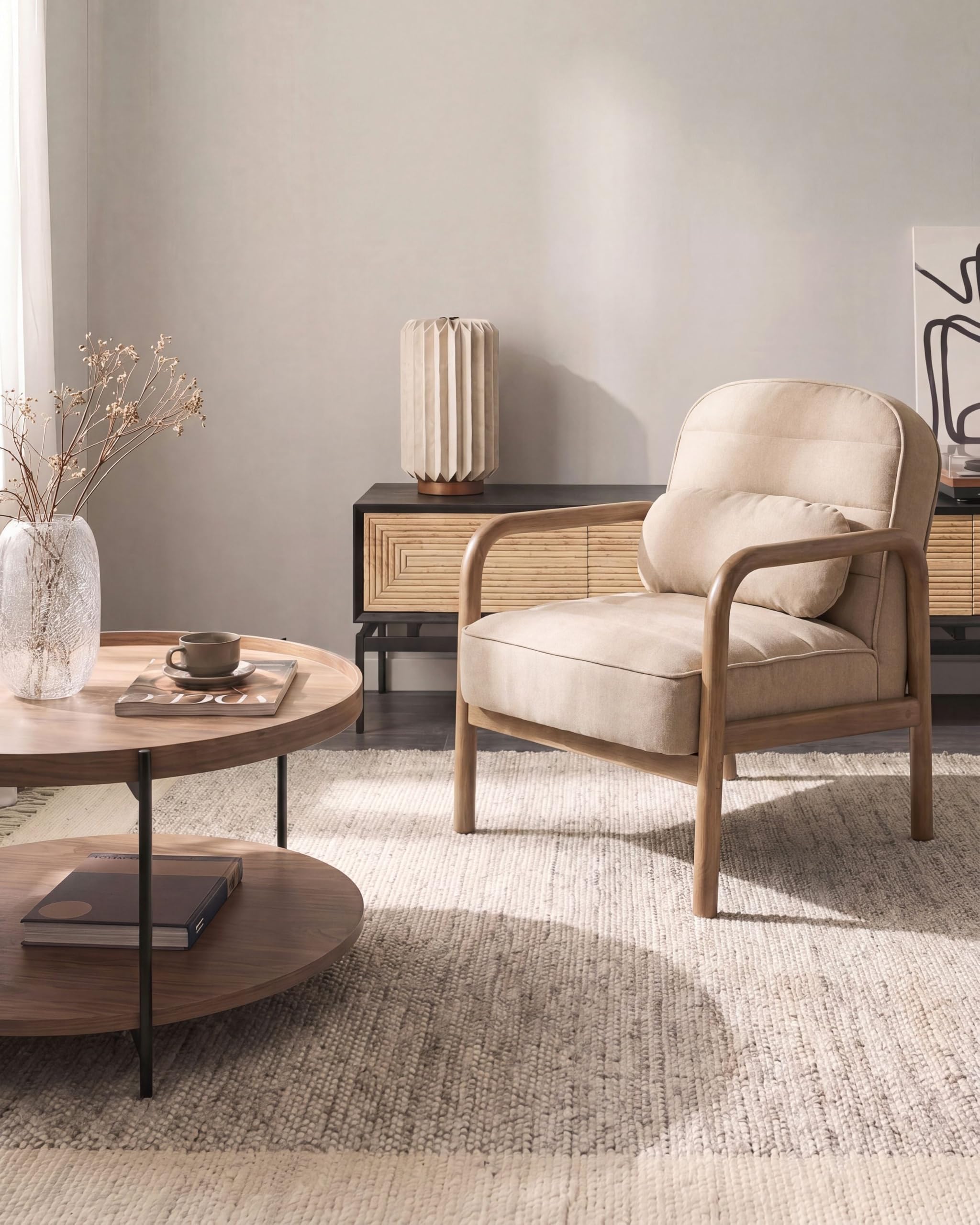 Beliani Poltrona in stile Mid-Century Modern con struttura in legno e rivestimento in tessuto beige