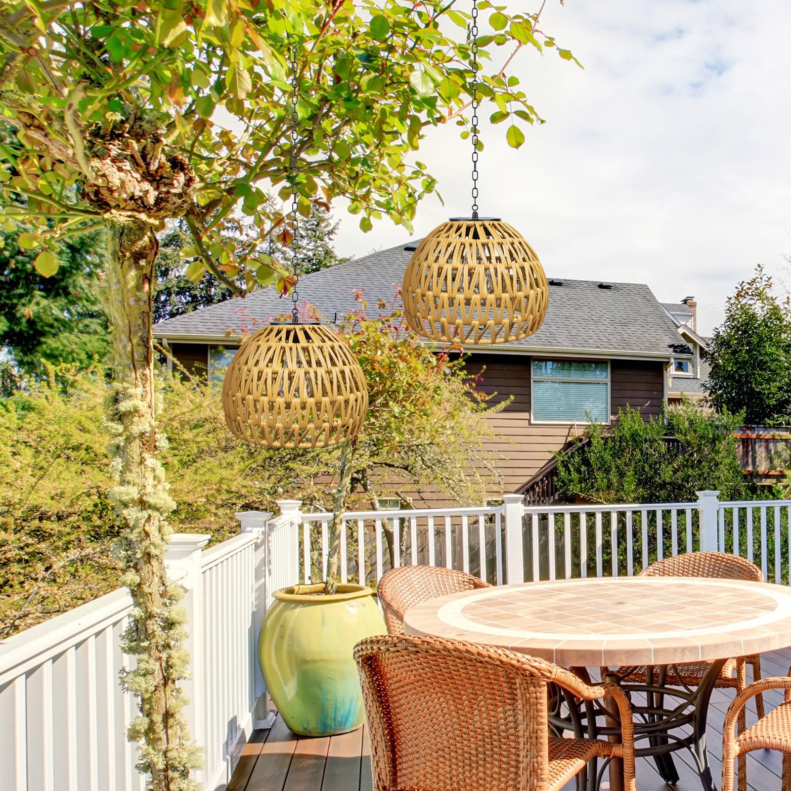 Livinlarge Solar-Hängeleuchte für den Außenbereich, Rattan-Pendelleuchte, Pavillon-Lichter, wasserdicht, für Pavillon, Pergola, Veranda, Terrasse, Balkon, Baum, Außendekor-Beleuchtung