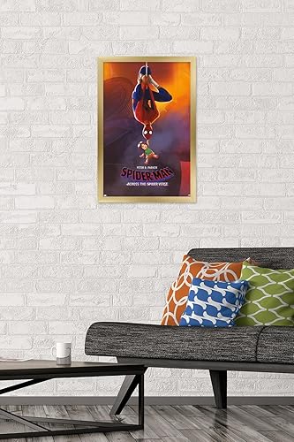 Miniatura 2 de Trends International Marvel Spider-Man Across The Spider-Verse - Póster de una hoja de Peter & Mayday Parker, 14.725 x 22.375 pulgadas, versión