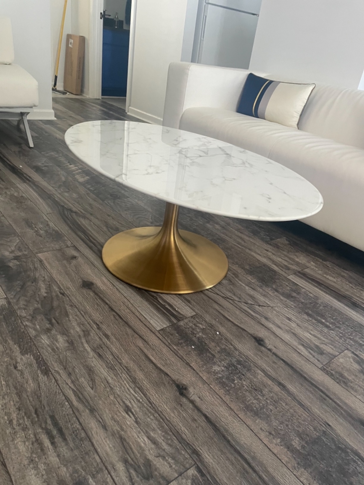 80/mo Finance Modway Lippa MidCentury Modern 42" Oval Artificial