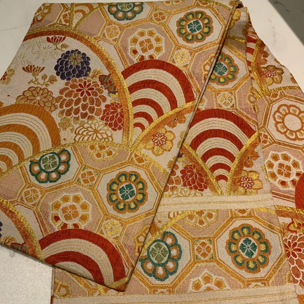 Amazon.co.jp: 丸帯 袋帯 京袋帯 正絹 両面総刺繍 ゴールド  