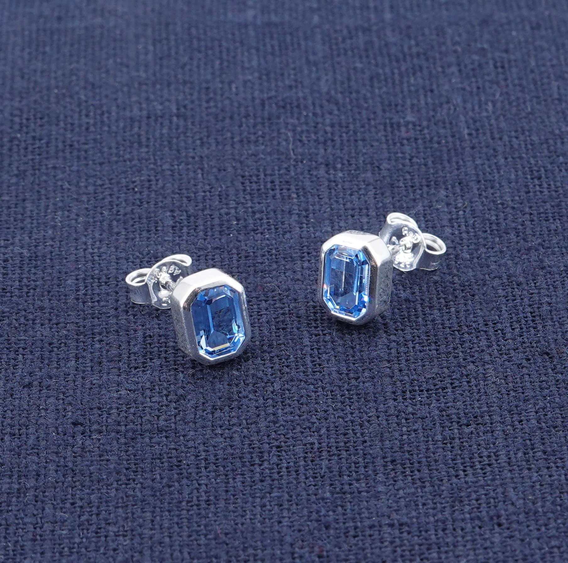 trendor Damen-Ohrringe 925 Silber Ohrstecker Blautopas 68495 | zeitloser Ohrschmuck für Frauen, elegantes Accessoire,