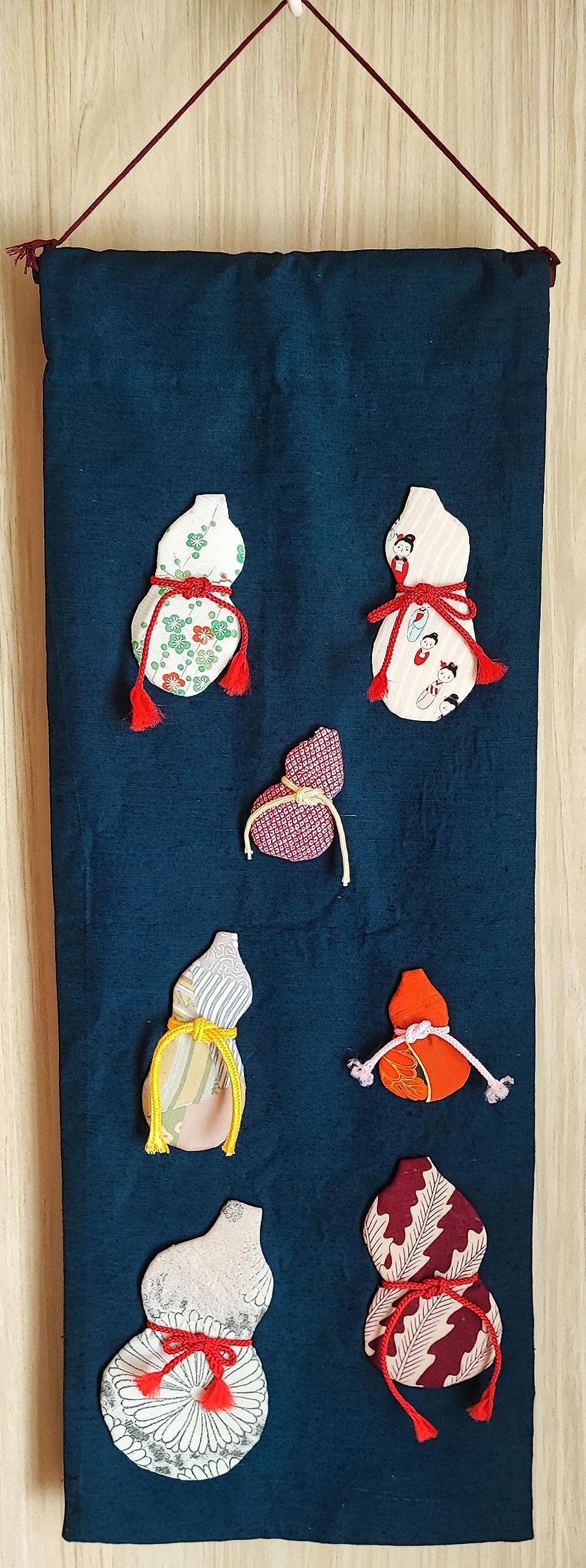 Amazon.co.jp: 和雑貨 押絵 タペストリー ひょうたん 古布 着物生地  