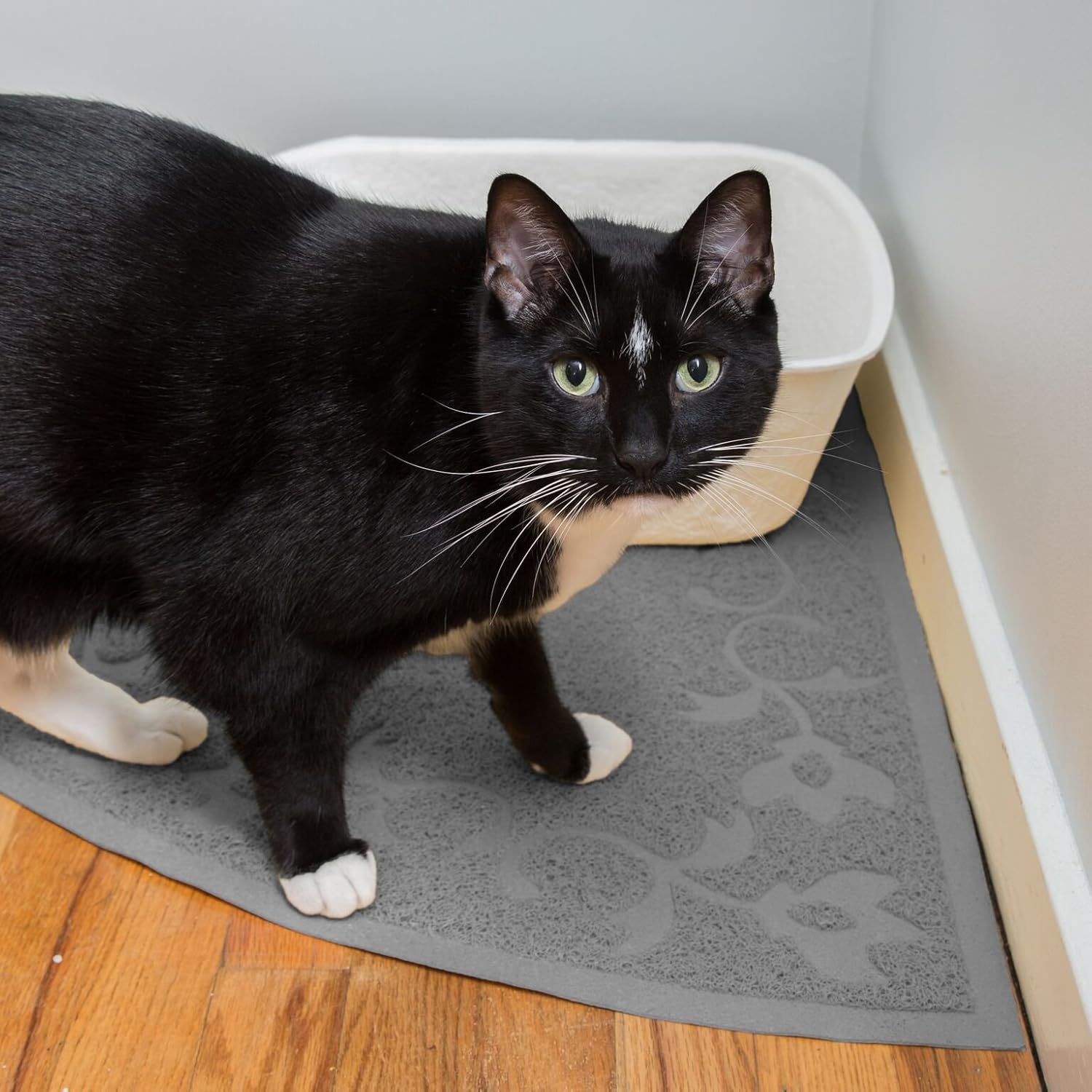 corner cat litter mat