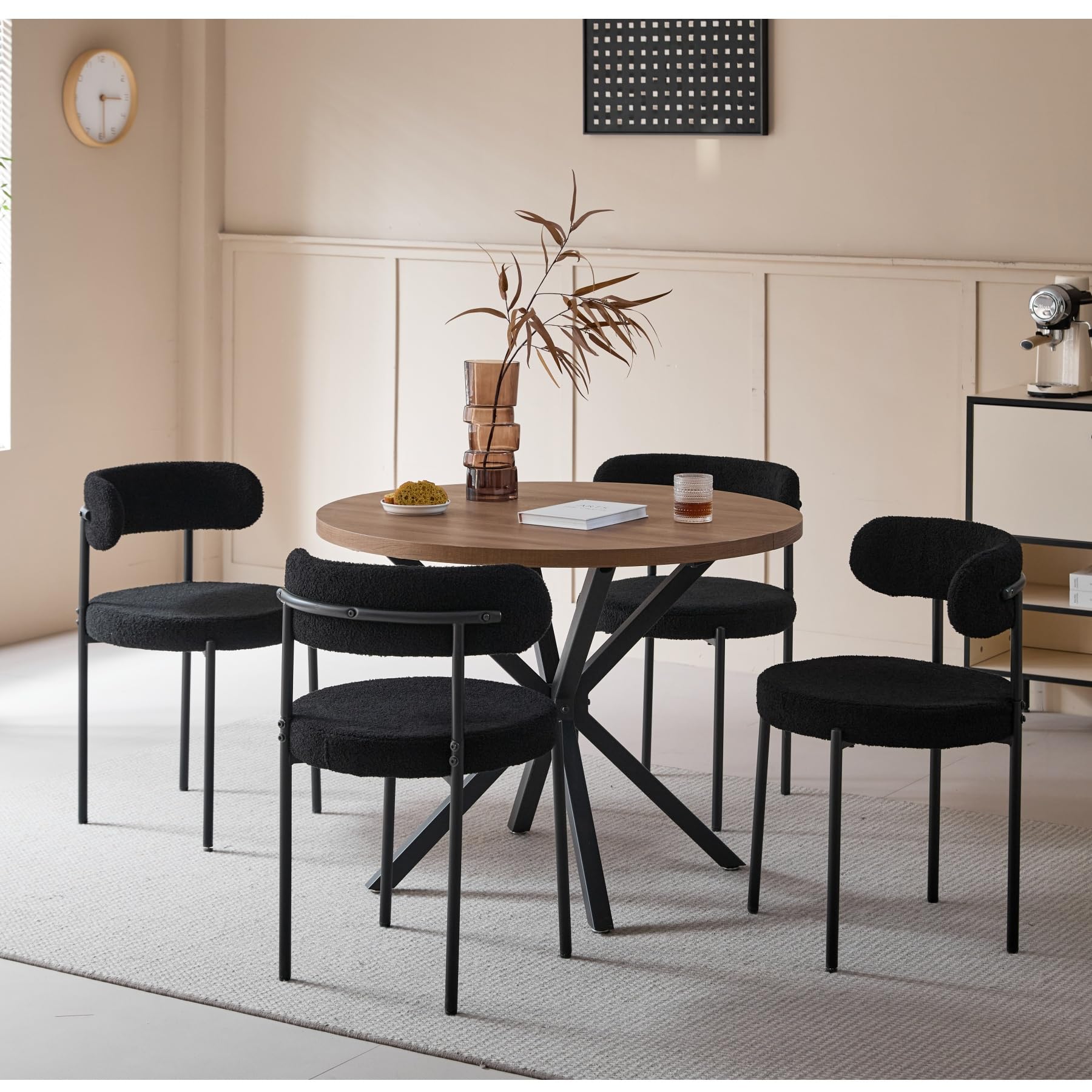 Uderkiny 110 cm ronde eettafel, zwart, grote ronde tafel, geschikt voor 6-8 personen, MDF-plaat/metalen poten van ijzer, geschikt voor keuken, eetkamer, café, woonkamer (zwart