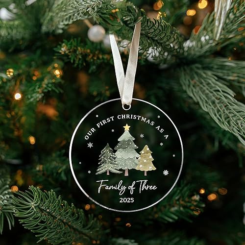 Miniatura 5 de Adorno de Primera Navidad del Bebé 2025 Adorno de Navidad de familia de tres 2025 Primera vez mamá papá, nuevos padres Regalos de bebés para