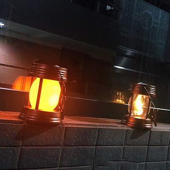 Retro Solar Hanging Lantern -2pack, Garden and Courtyard Decoration Solar Light with Handle and Clip Can Be PlacedRetro