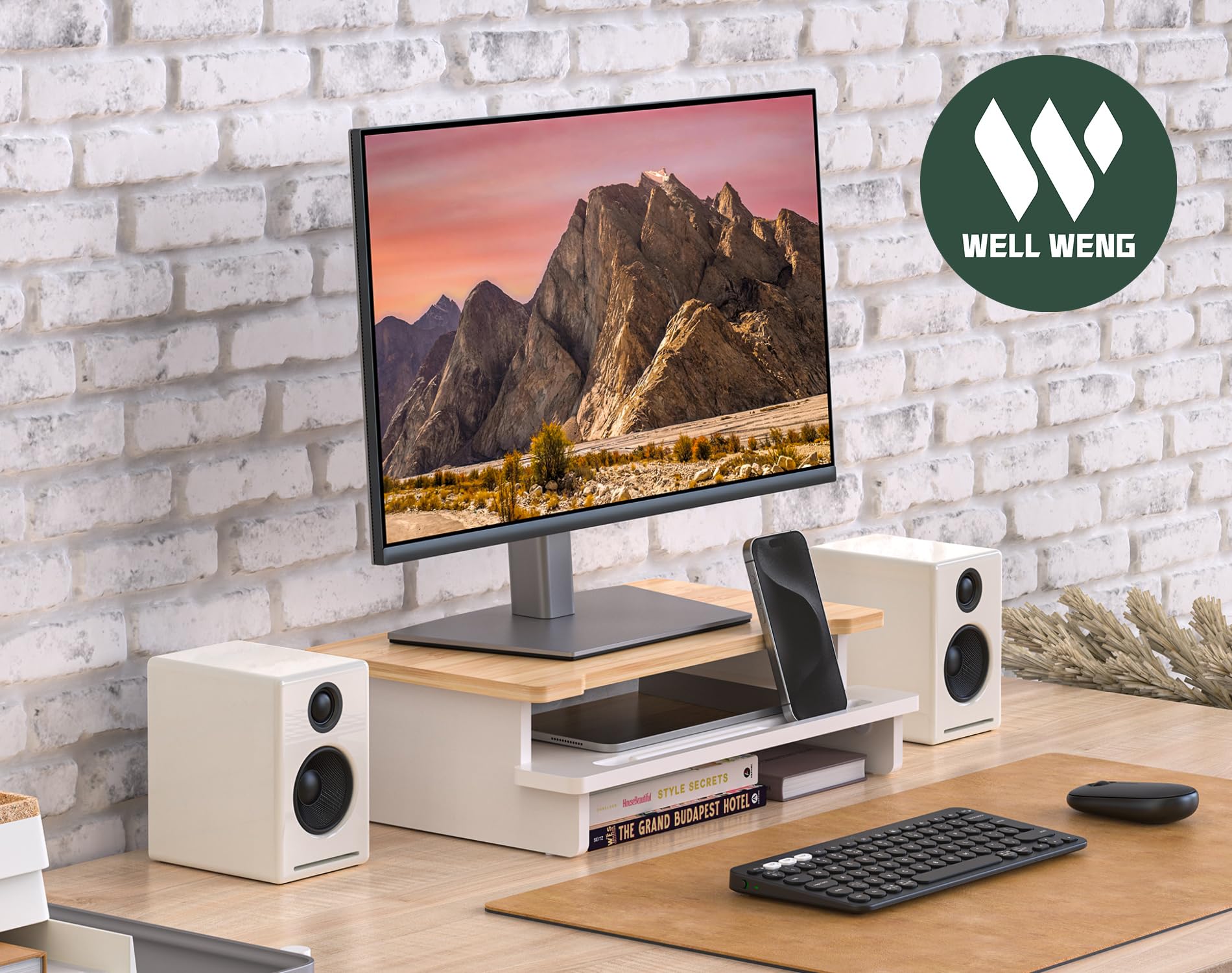 WELL WENG Supporto per monitor da scrivania in legno con organizer e supporto per smartphone e tablet (42 cm, bianco e bambù naturale)