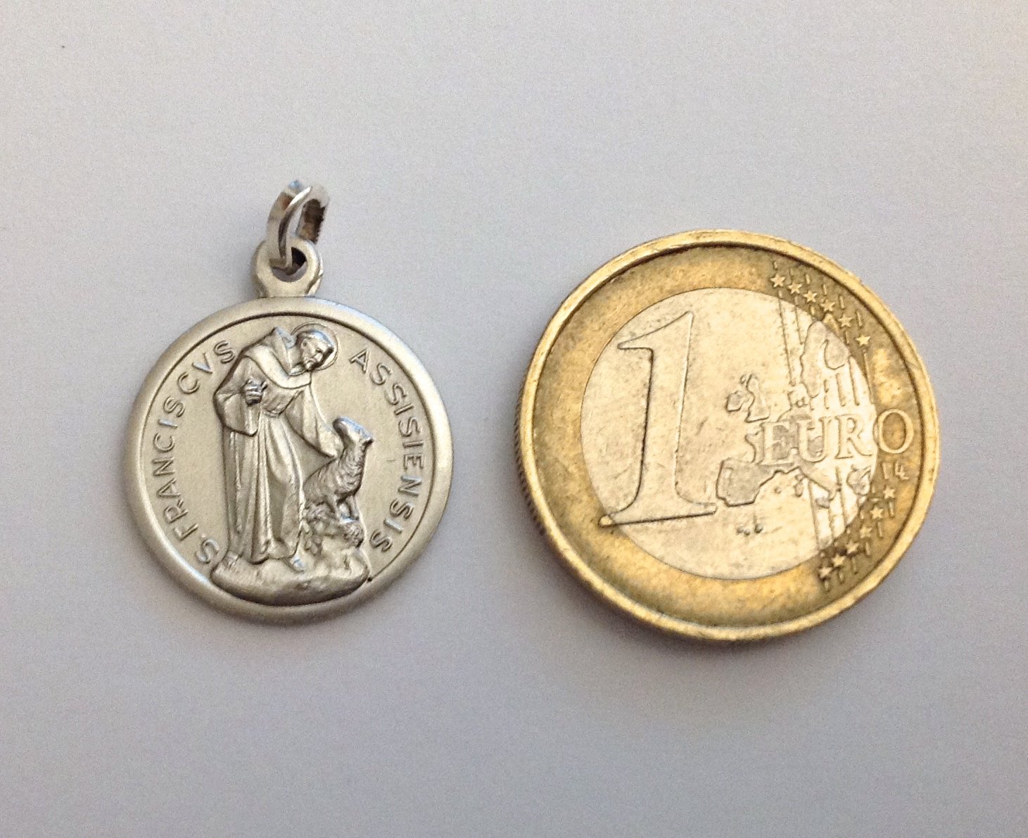 I G J Médaille de Saint François d'Assise en Argent Massif 925 - Patron de l'Europe