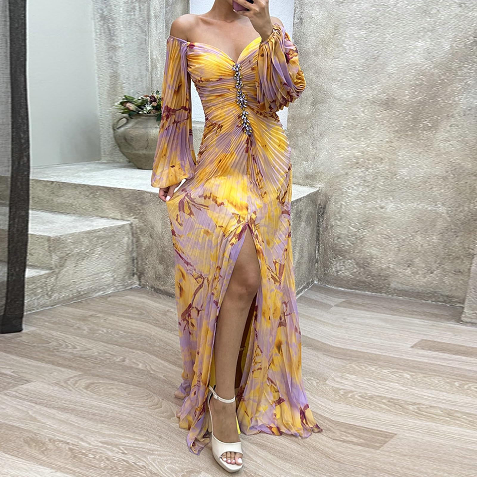 Abito floreale da donna, elegante, a maniche lunghe, con spalle scoperte, decorazione con strass, plissettato, maniche lunghe a lanterna, orlo diviso