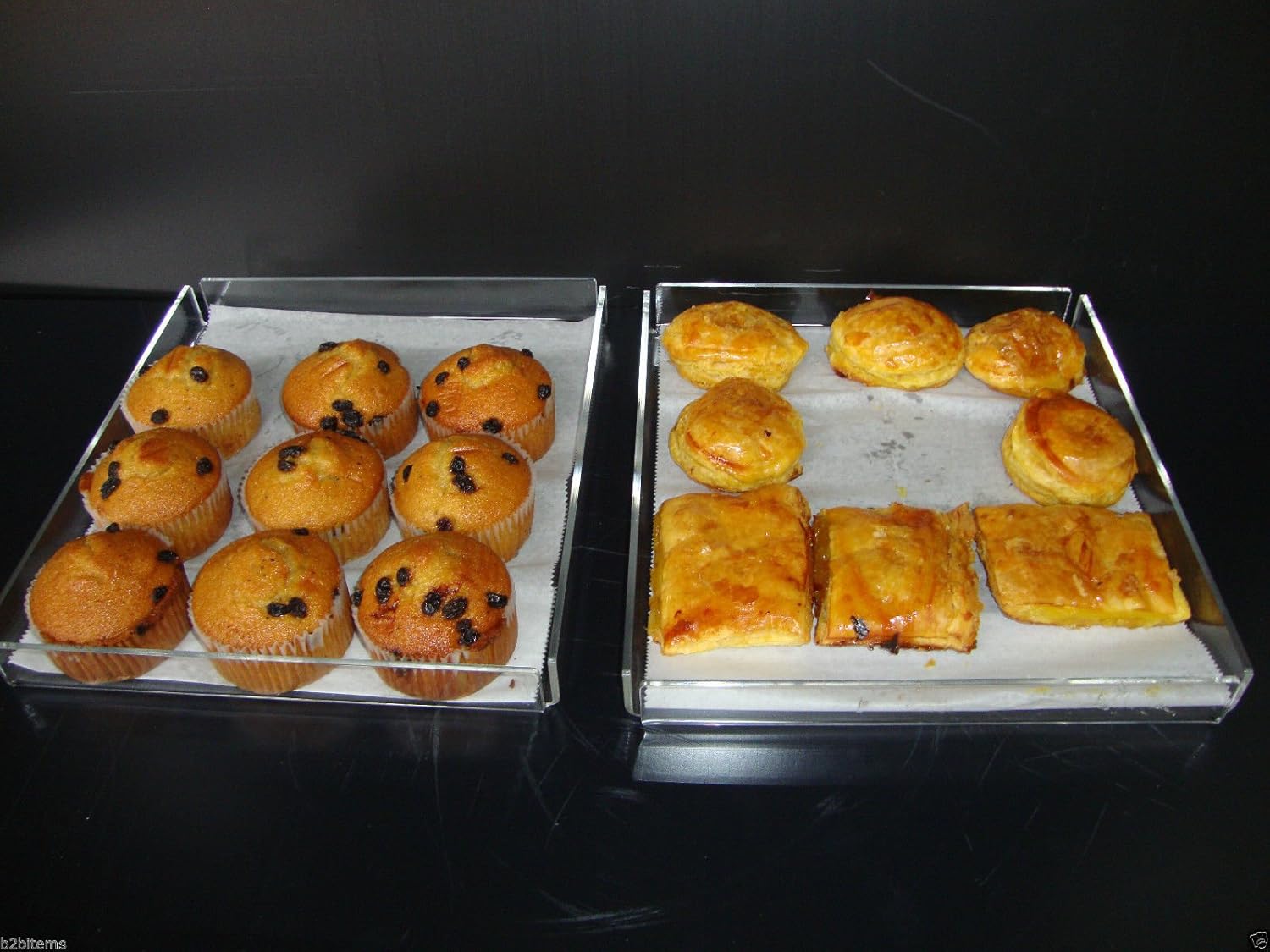 Acrylic Pastry Bakery Donut Bagels Cookie Display Case w/2 trays