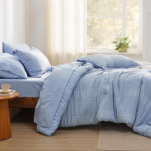 Miniatura 5 de Bedsure Juego de edredón tamaño Queen  Juego de cama de 7 piezas de edredón jacquard de sirsaca a rayas, cama en una bolsa con edredón, sábana