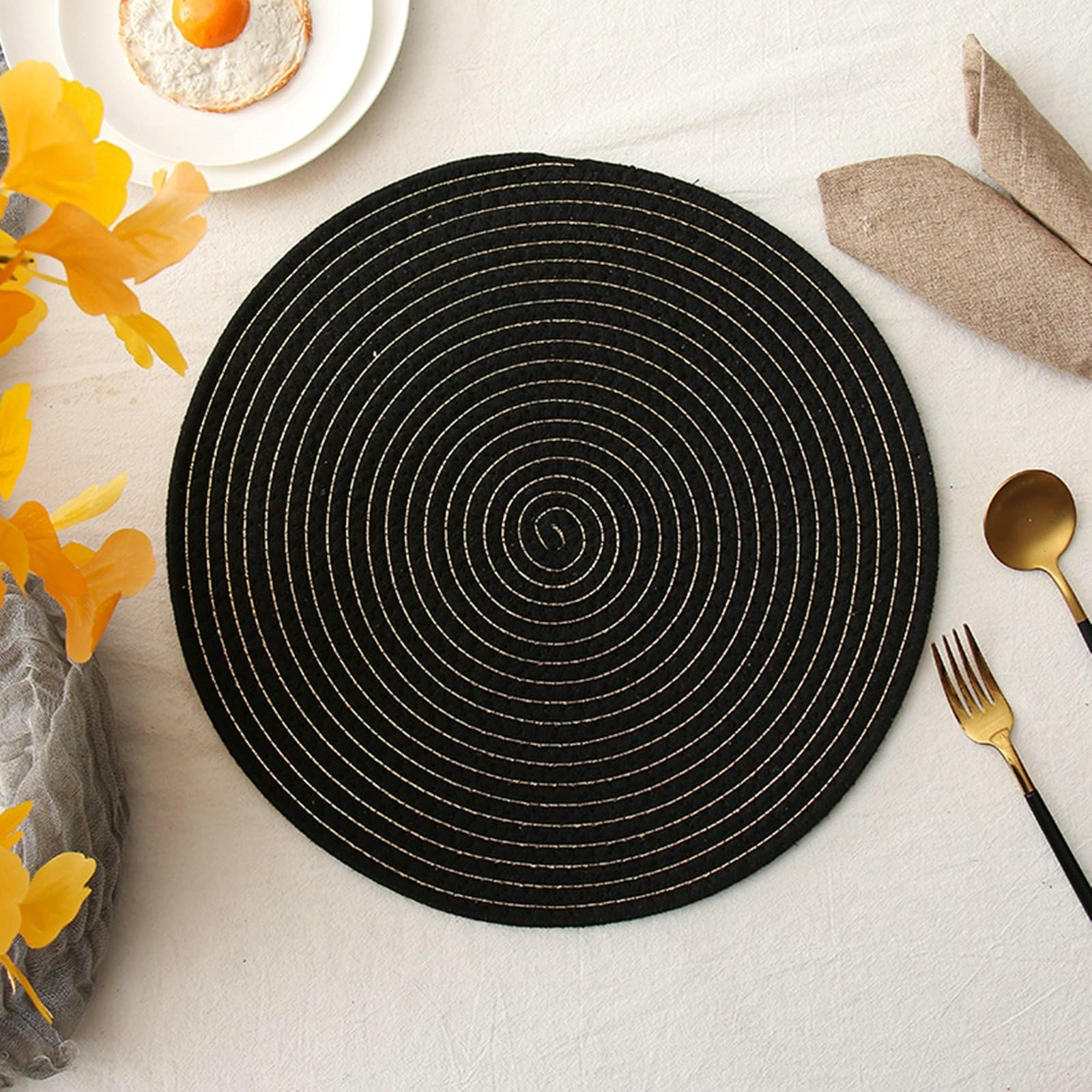 Juego de 10 manteles individuales redondos, de algodón y lino, manteles individuales, antideslizantes, para el hogar, cocina, color negro y dorado, 38 cm