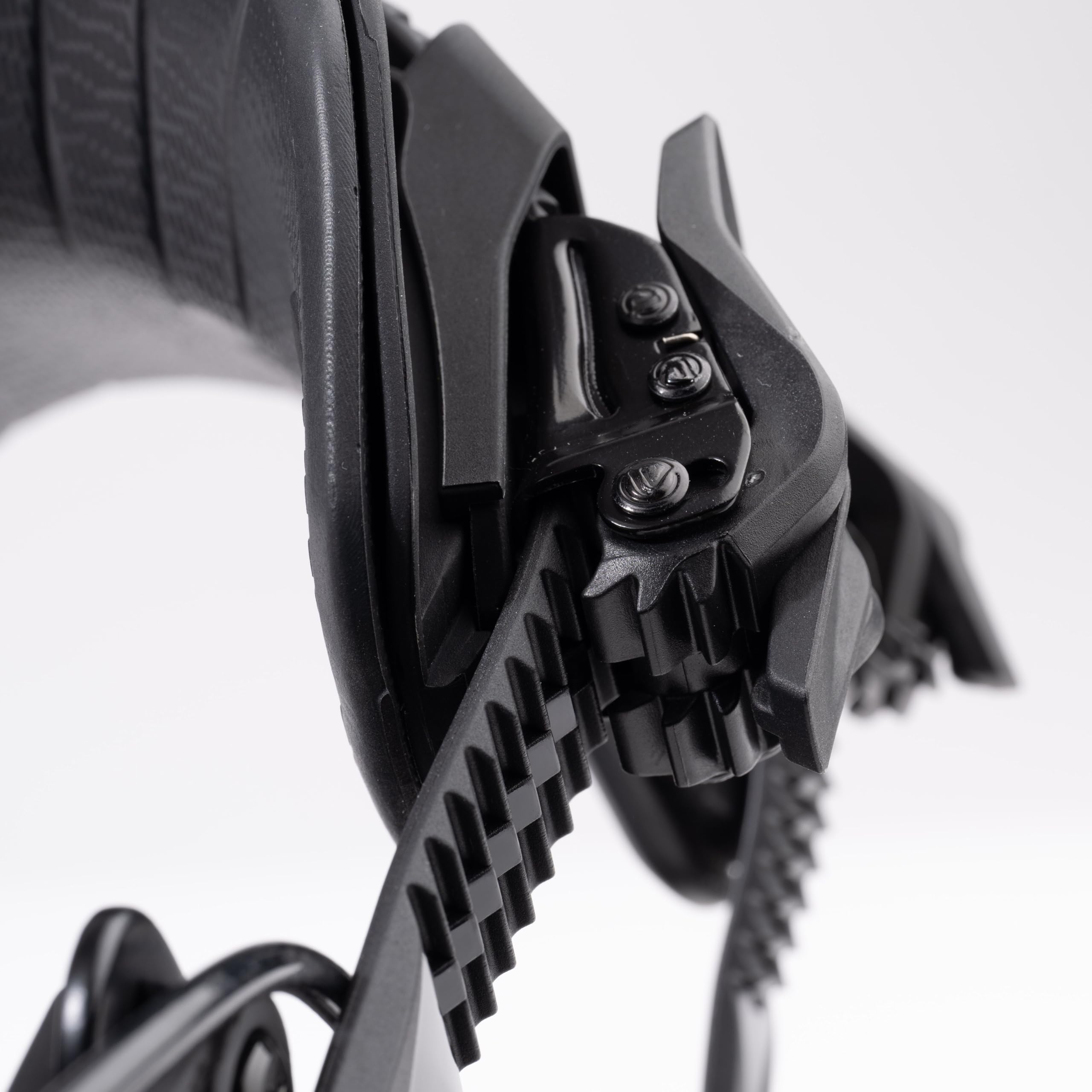 Fixations de Snowboard Nidecker Flow NX2 All-Mountain Power avec Plaque de Base en Aluminium et Sangle Fusion