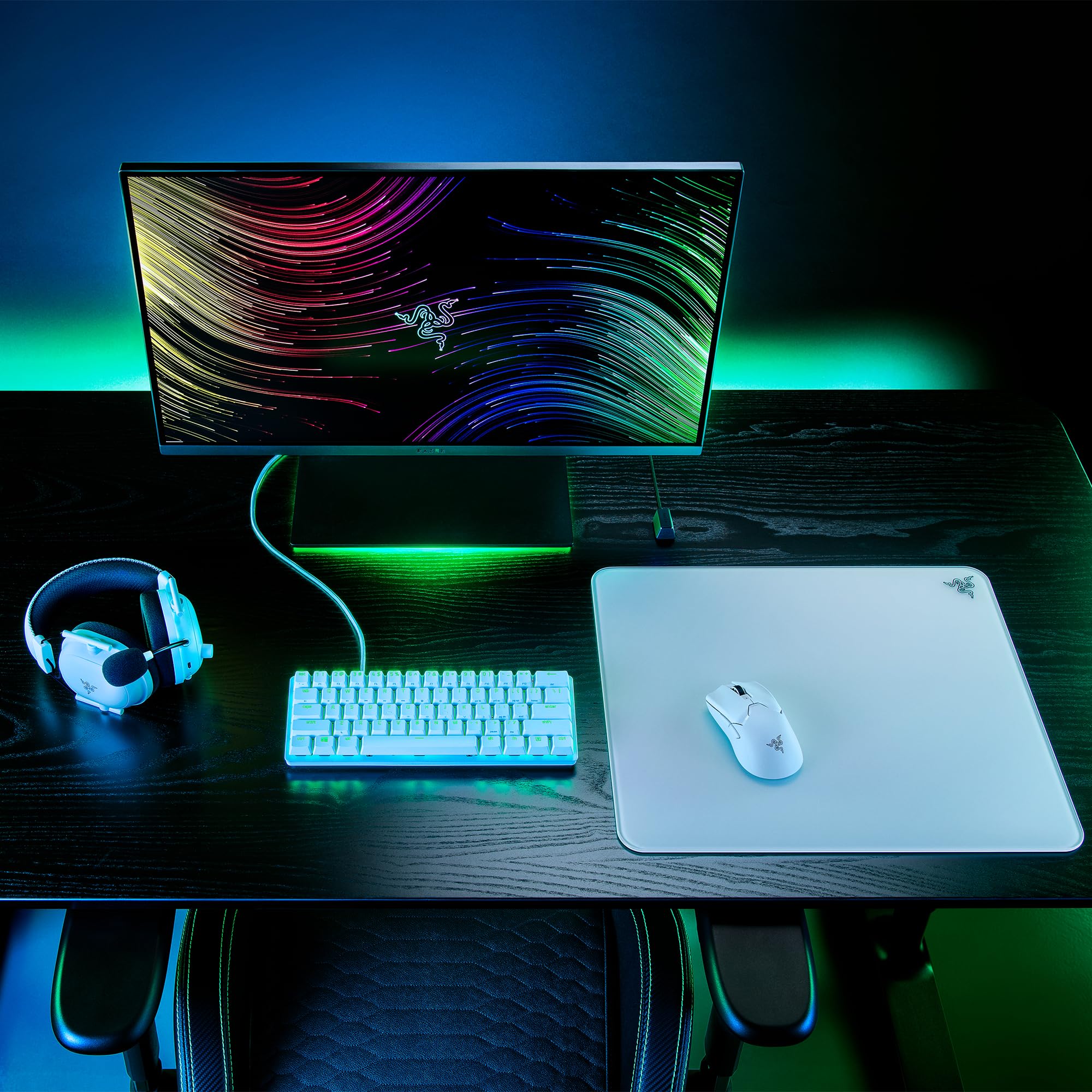 Razer Atlas - Tappetino per mouse in vetro (Vetro temperato premium, Superficie microincisa, Resistente a sporco e graffi, Movimenti del mouse più silenziosi, Base in gomma antiscivolo) Bianco
