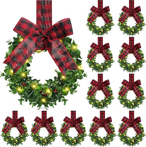 12 coronas de boj con lazo, corona de Navidad con luces LED, corona de Navidad sintética con bayas rojas, corona colgante artificial para decoración