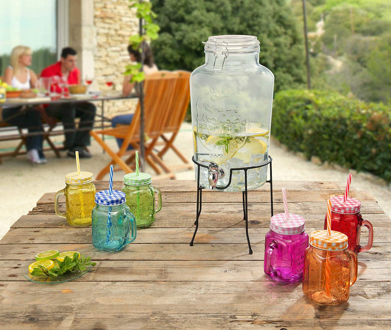 PEARL Trinkglas-mit-Deckel-Set: 2er-Set Getränkespender mit 6 Gläsern, 4 l & 6,5 l, Einmachglas-Look (Zapfhahnflaschen, Wassergläser, Bier)