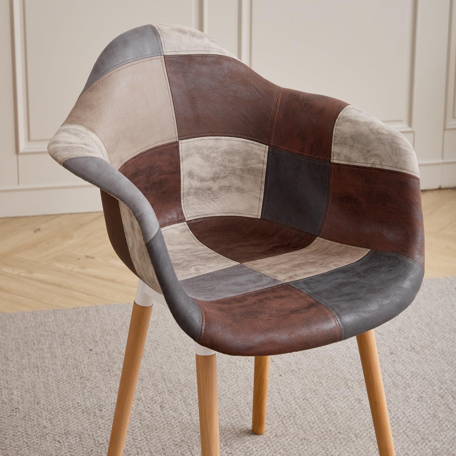 GrandCA HOME 4er-Set Esszimmerstühle, nordische Küchenstühle, gepolsterte Stühle mit Armlehne aus Patchwork-Stoff, Moderne Sessel mit Beinen aus Buchenholz, Braun+Grau