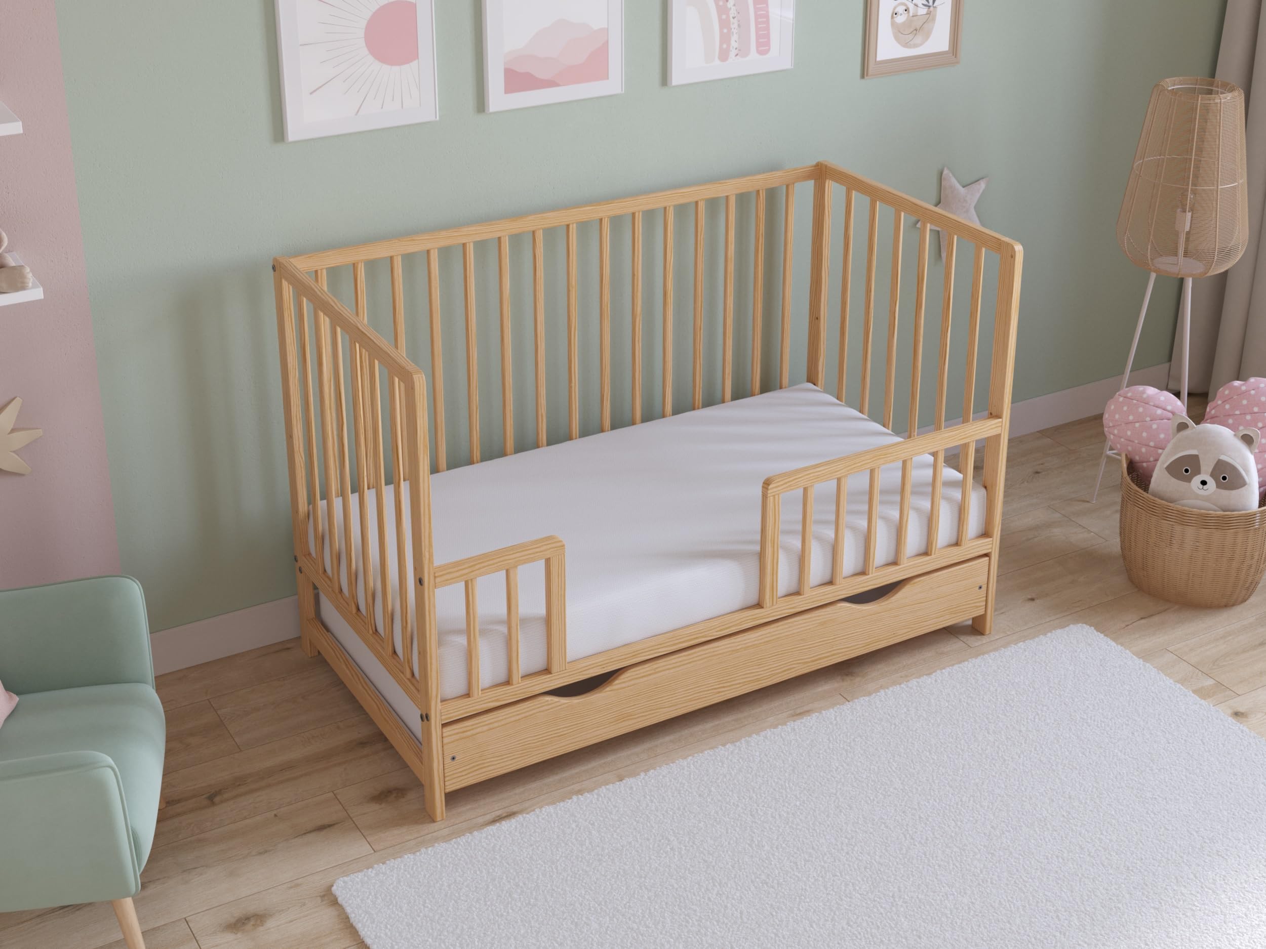 Love For Sleep ASHER Lettino per Neonati 120x60 cm con Materasso in Schiuma di Microfibra Trapuntata – Lettino in Legno Convertibile in Letto per Bambini con Ampio Pino Naturale