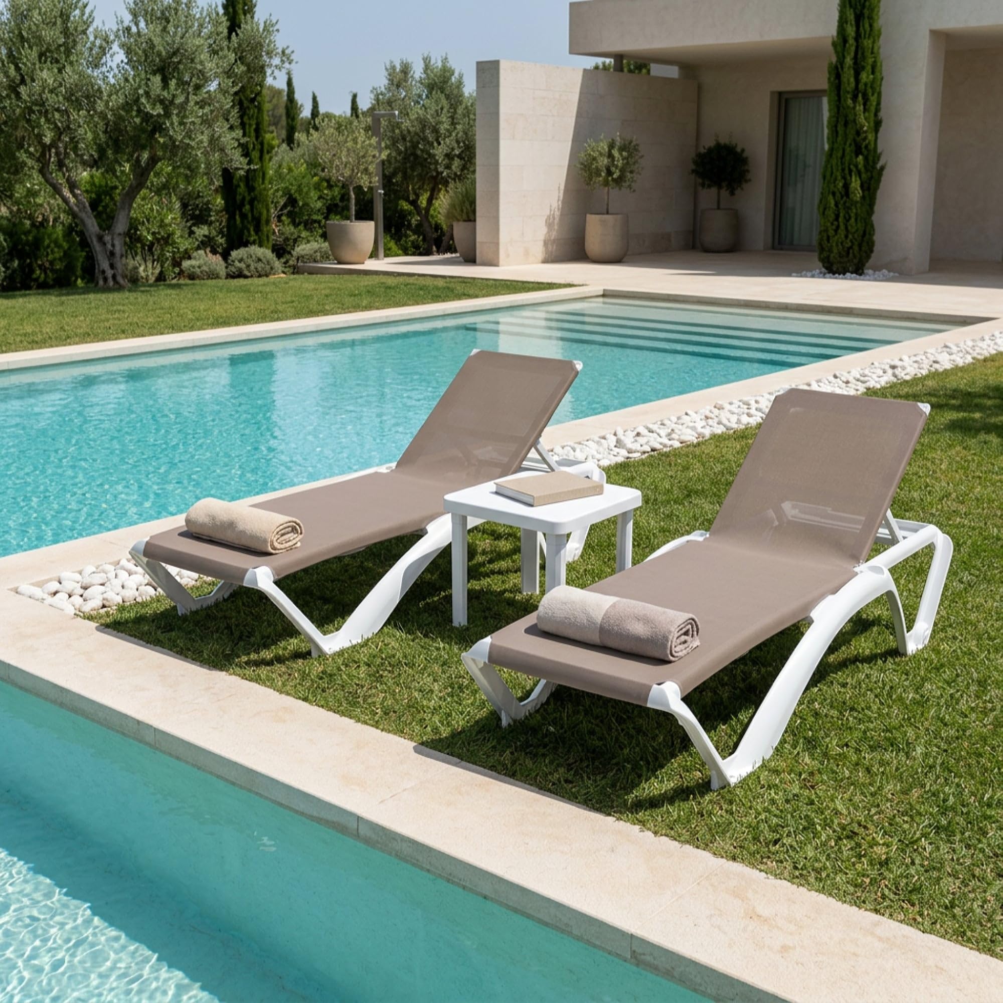 Resol garbar ACQUA-Andorra Set 2+1 Tumbona-Mesa Auxiliar Exterior | jardín, terraza, balcón, Playa, Piscina | apilable, reclinable, Ruedas, Posavasos | Estructura Blanca - Textilene Azul